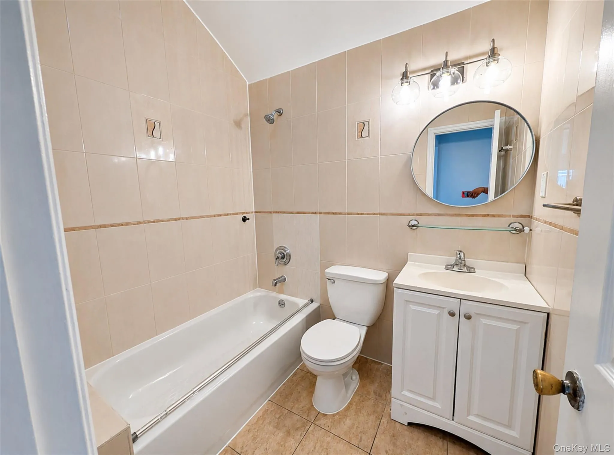 174-17 129th Avenue, New York, NY, 3 Bedrooms Bedrooms, 4 Rooms Rooms,1 BathroomBathrooms,Residential Lease,For Rent,129th,0,1001528 174-17 129th Avenue, New York, NY, 3 Bedrooms Bedrooms, 4 Rooms Rooms,1 BathroomBathrooms,Residential Lease,For Rent,129th,0,1001528