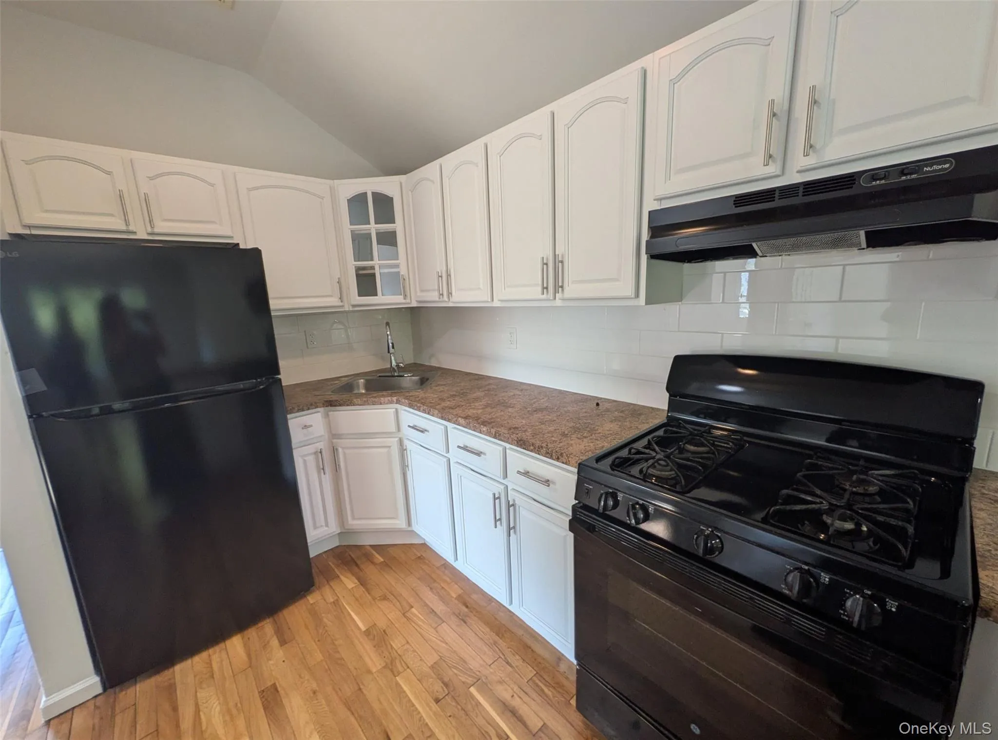 174-17 129th Avenue, New York, NY, 3 Bedrooms Bedrooms, 4 Rooms Rooms,1 BathroomBathrooms,Residential Lease,For Rent,129th,0,1001528 174-17 129th Avenue, New York, NY, 3 Bedrooms Bedrooms, 4 Rooms Rooms,1 BathroomBathrooms,Residential Lease,For Rent,129th,0,1001528