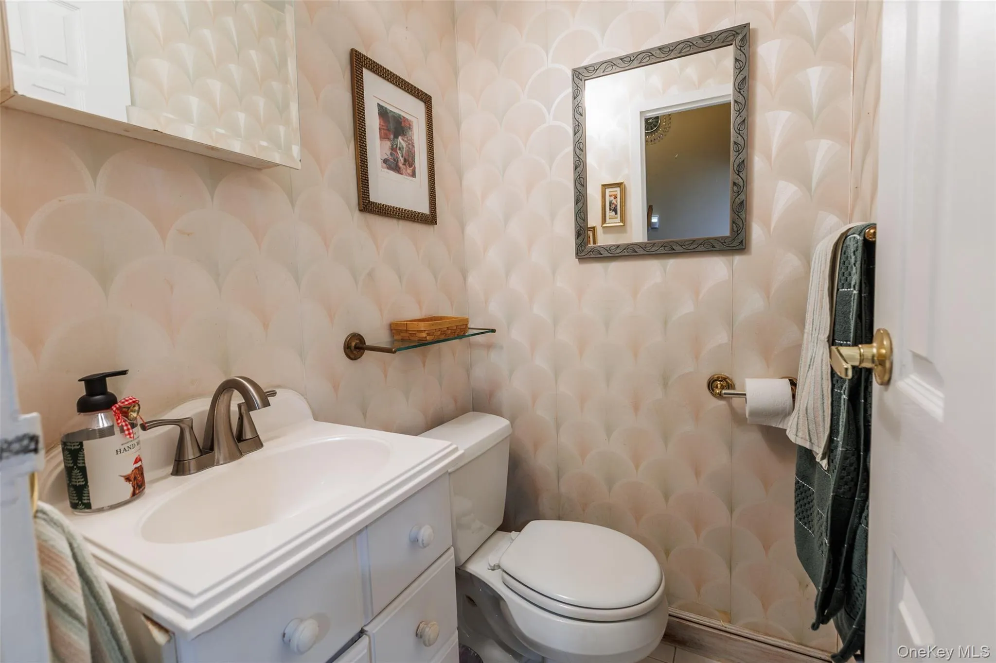 290 Brettonwoods Drive, Brookhaven, NY, 2 Bedrooms Bedrooms, 5 Rooms Rooms,1 BathroomBathrooms,Residential,For Rent,Brettonwoods,0,1001532 290 Brettonwoods Drive, Brookhaven, NY, 2 Bedrooms Bedrooms, 5 Rooms Rooms,1 BathroomBathrooms,Residential,For Rent,Brettonwoods,0,1001532