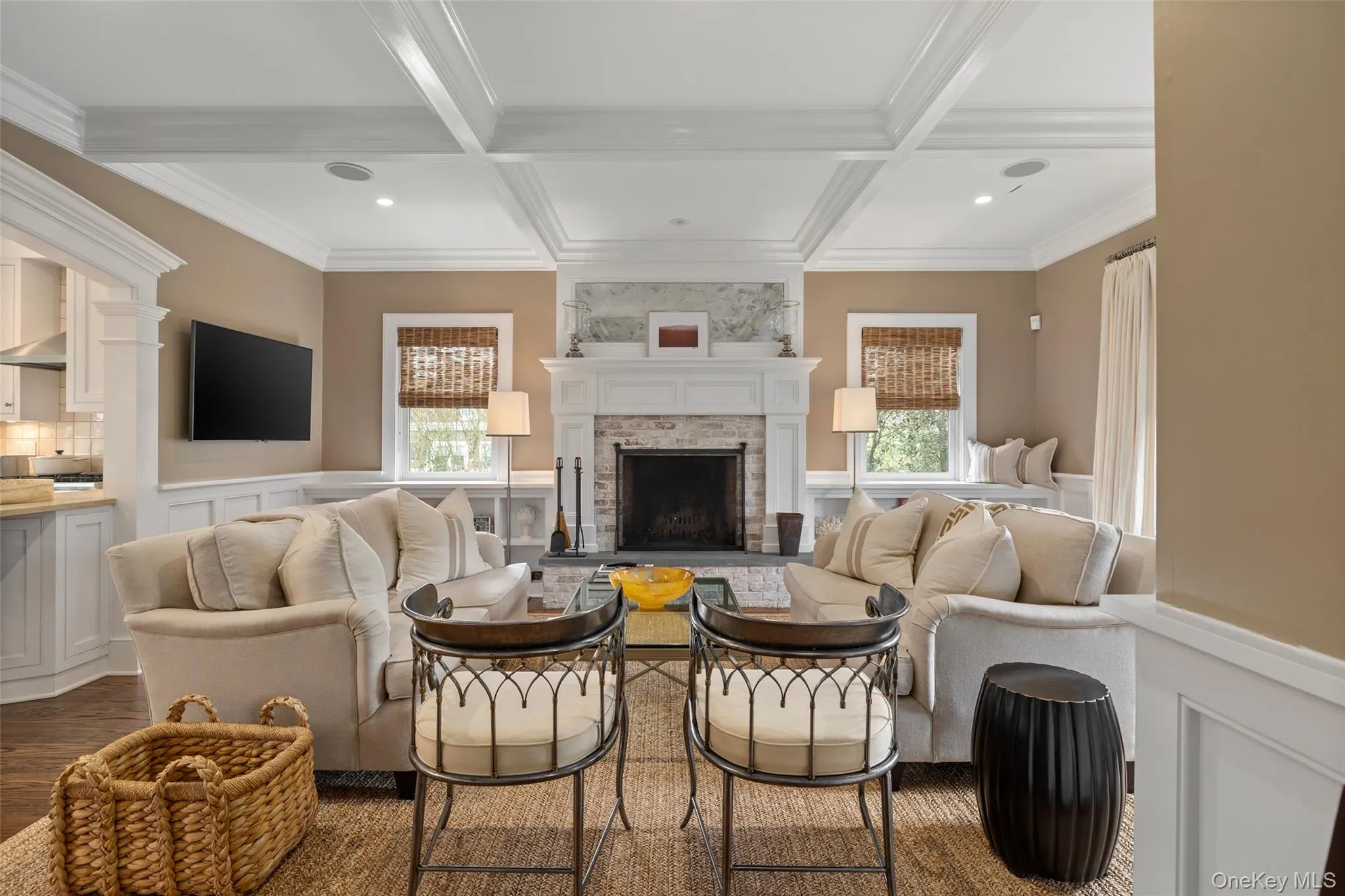 1 Meadow Way, East Hampton, NY, 4 Bedrooms Bedrooms, 7 Rooms Rooms,4 BathroomsBathrooms,Residential Lease,For Rent,Meadow,0,1001534 1 Meadow Way, East Hampton, NY, 4 Bedrooms Bedrooms, 7 Rooms Rooms,4 BathroomsBathrooms,Residential Lease,For Rent,Meadow,0,1001534
