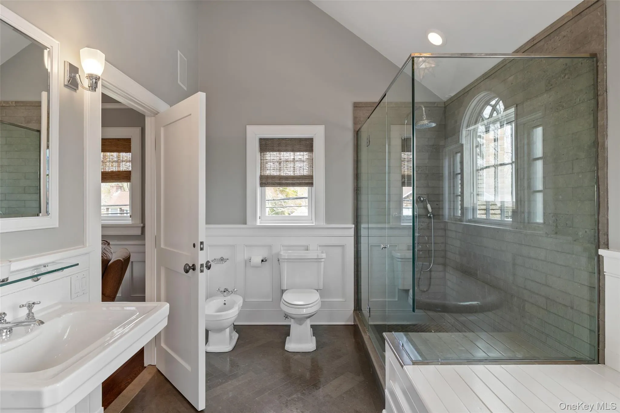 1 Meadow Way, East Hampton, NY, 4 Bedrooms Bedrooms, 7 Rooms Rooms,4 BathroomsBathrooms,Residential Lease,For Rent,Meadow,0,1001534 1 Meadow Way, East Hampton, NY, 4 Bedrooms Bedrooms, 7 Rooms Rooms,4 BathroomsBathrooms,Residential Lease,For Rent,Meadow,0,1001534