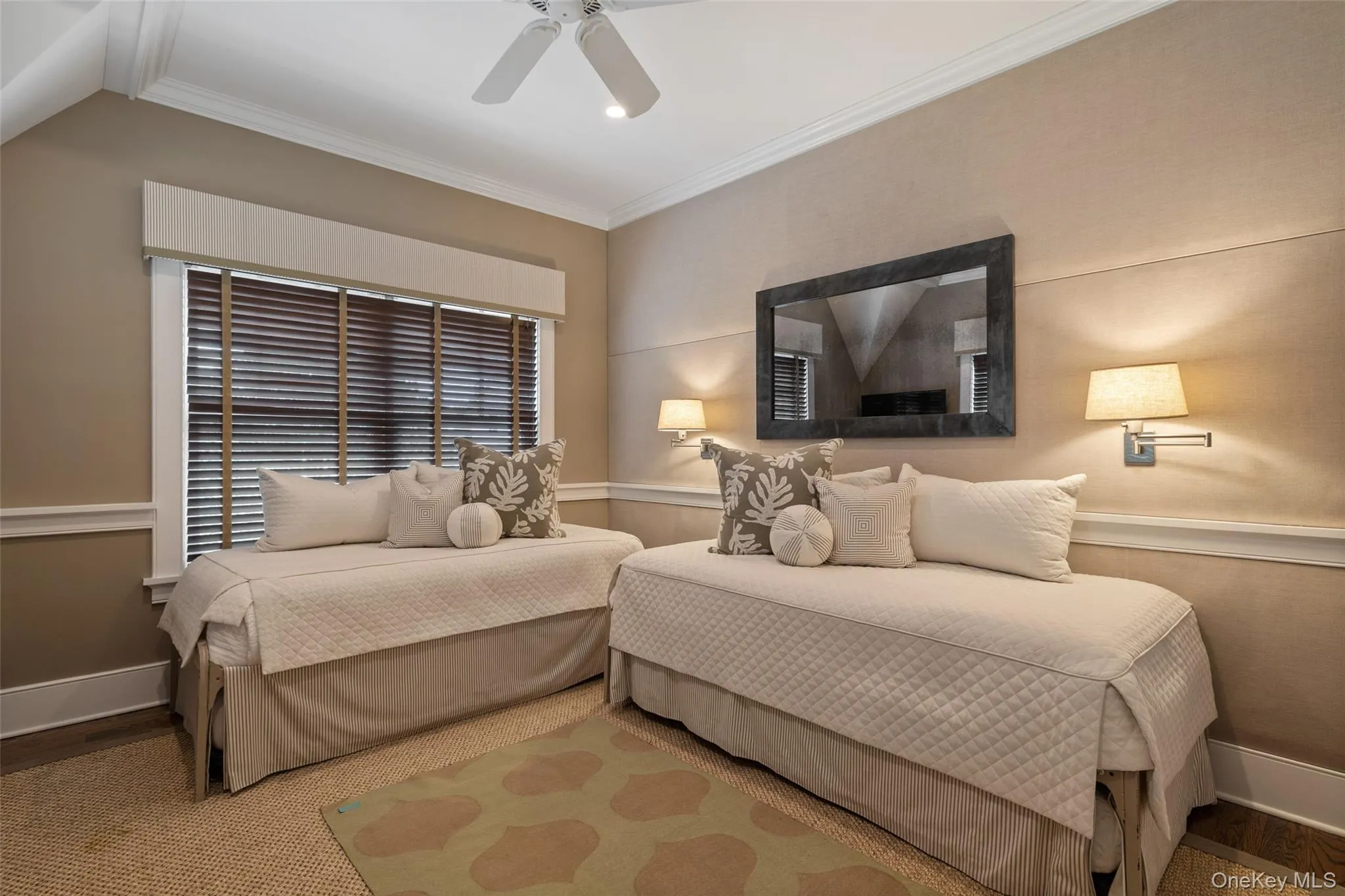 1 Meadow Way, East Hampton, NY, 4 Bedrooms Bedrooms, 7 Rooms Rooms,4 BathroomsBathrooms,Residential Lease,For Rent,Meadow,0,1001534 1 Meadow Way, East Hampton, NY, 4 Bedrooms Bedrooms, 7 Rooms Rooms,4 BathroomsBathrooms,Residential Lease,For Rent,Meadow,0,1001534
