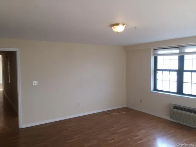 26 Broadway, Long Beach, NY, 3 Bedrooms Bedrooms, 8 Rooms Rooms,2 BathroomsBathrooms,Residential Lease,For Rent,Broadway,0,1001536 26 Broadway, Long Beach, NY, 3 Bedrooms Bedrooms, 8 Rooms Rooms,2 BathroomsBathrooms,Residential Lease,For Rent,Broadway,0,1001536