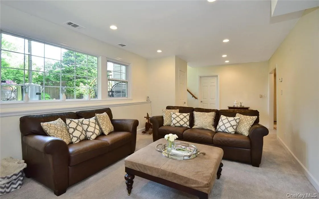 9 Franklin Avenue, Rye City, NY, 5 Bedrooms Bedrooms, 11 Rooms Rooms,3 BathroomsBathrooms,Residential Lease,For Rent,Franklin,0,1001538 9 Franklin Avenue, Rye City, NY, 5 Bedrooms Bedrooms, 11 Rooms Rooms,3 BathroomsBathrooms,Residential Lease,For Rent,Franklin,0,1001538