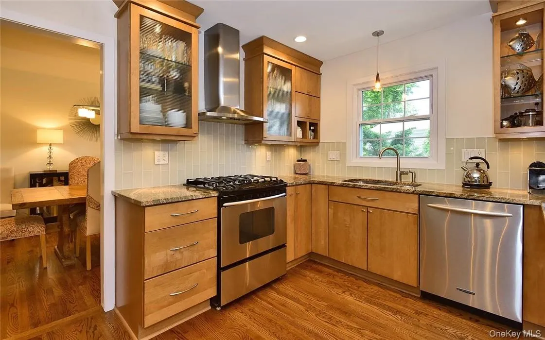 9 Franklin Avenue, Rye City, NY, 5 Bedrooms Bedrooms, 11 Rooms Rooms,3 BathroomsBathrooms,Residential Lease,For Rent,Franklin,0,1001538 9 Franklin Avenue, Rye City, NY, 5 Bedrooms Bedrooms, 11 Rooms Rooms,3 BathroomsBathrooms,Residential Lease,For Rent,Franklin,0,1001538