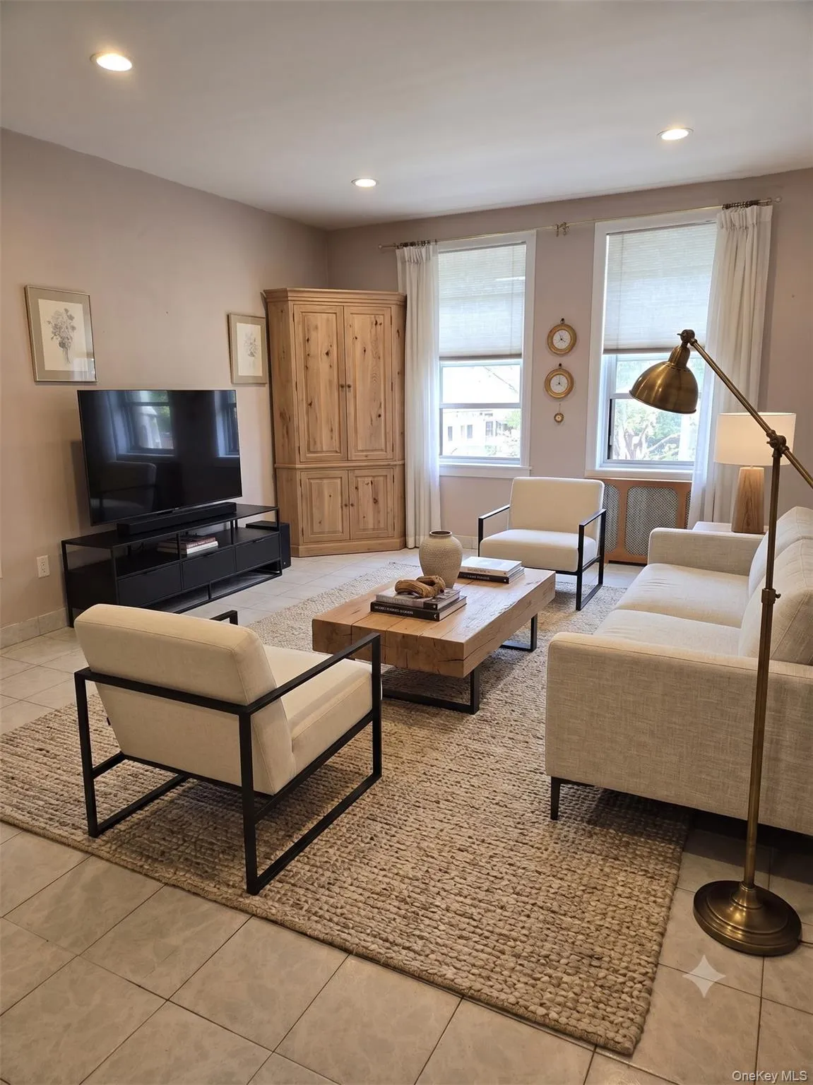3431 82nd Street, New York, NY, 3 Bedrooms Bedrooms, 6 Rooms Rooms,1 BathroomBathrooms,Residential,For Rent,82nd Street,0,1001543 3431 82nd Street, New York, NY, 3 Bedrooms Bedrooms, 6 Rooms Rooms,1 BathroomBathrooms,Residential,For Rent,82nd Street,0,1001543