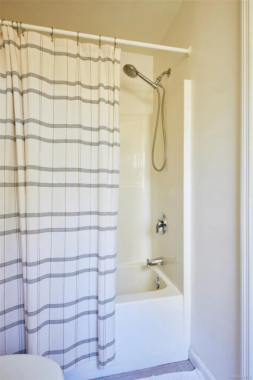26 Elko Lake Drive, Rockland, NY, 3 Bedrooms Bedrooms, 10 Rooms Rooms,2 BathroomsBathrooms,Residential Sale,For Rent,Elko Lake,0,1001547 26 Elko Lake Drive, Rockland, NY, 3 Bedrooms Bedrooms, 10 Rooms Rooms,2 BathroomsBathrooms,Residential Sale,For Rent,Elko Lake,0,1001547