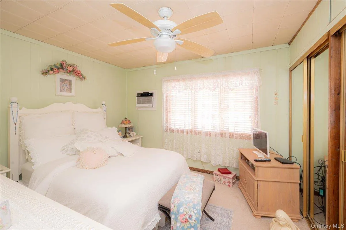 19815 33rd Avenue, New York, NY, 3 Bedrooms Bedrooms, 7 Rooms Rooms,1 BathroomBathrooms,Residential,For Rent,33rd,0,1001549 19815 33rd Avenue, New York, NY, 3 Bedrooms Bedrooms, 7 Rooms Rooms,1 BathroomBathrooms,Residential,For Rent,33rd,0,1001549