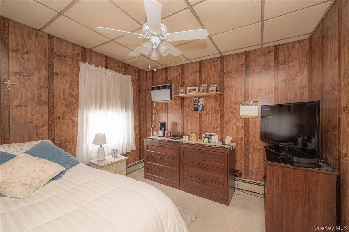 19815 33rd Avenue, New York, NY, 3 Bedrooms Bedrooms, 7 Rooms Rooms,1 BathroomBathrooms,Residential,For Rent,33rd,0,1001549 19815 33rd Avenue, New York, NY, 3 Bedrooms Bedrooms, 7 Rooms Rooms,1 BathroomBathrooms,Residential,For Rent,33rd,0,1001549
