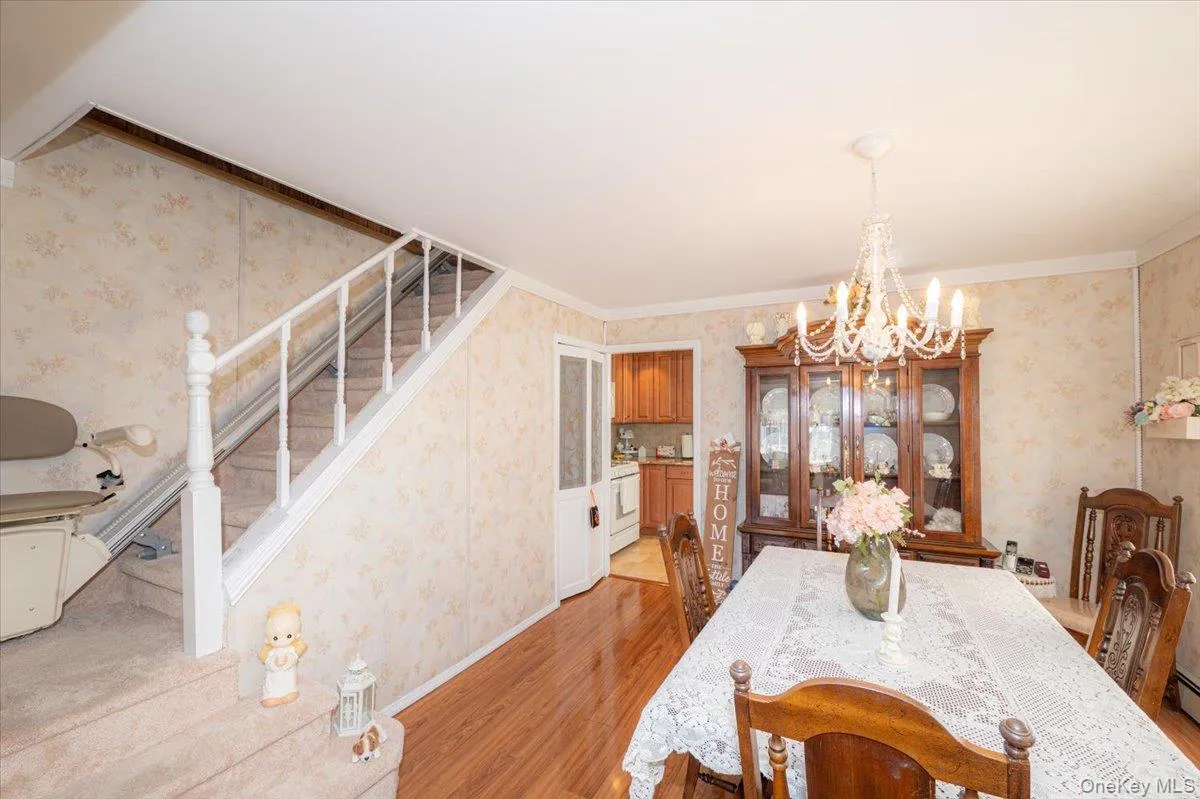 19815 33rd Avenue, New York, NY, 3 Bedrooms Bedrooms, 7 Rooms Rooms,1 BathroomBathrooms,Residential,For Rent,33rd,0,1001549 19815 33rd Avenue, New York, NY, 3 Bedrooms Bedrooms, 7 Rooms Rooms,1 BathroomBathrooms,Residential,For Rent,33rd,0,1001549
