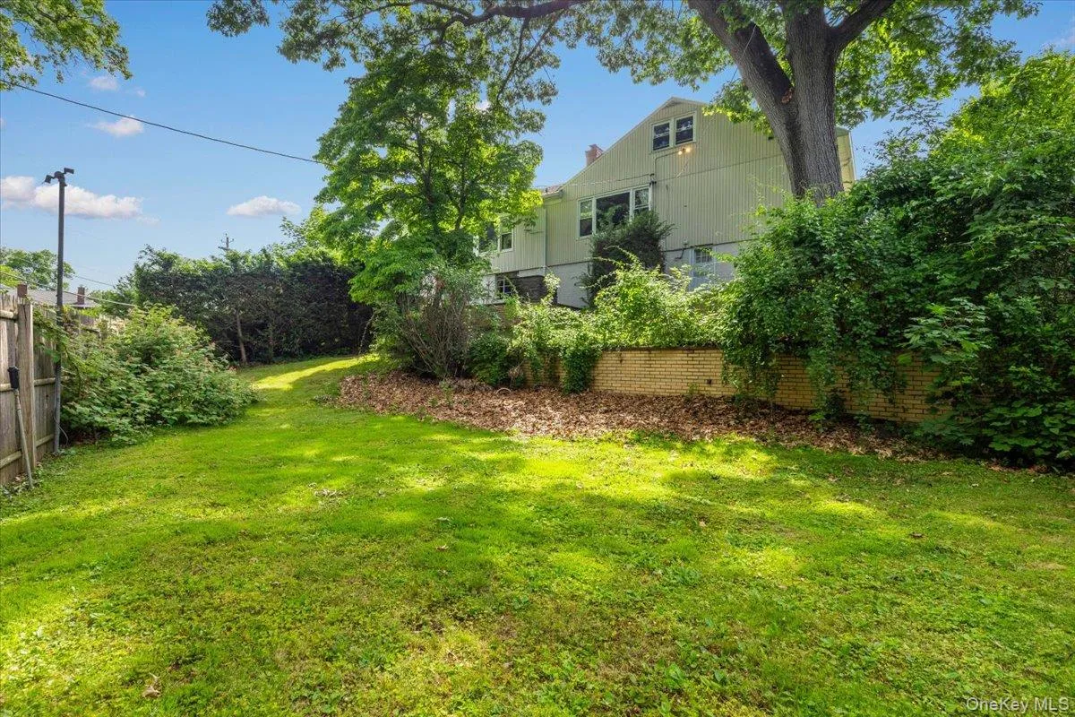 68 Brendon Hill Road, Yonkers, NY, 3 Bedrooms Bedrooms, 7 Rooms Rooms,2 BathroomsBathrooms,Residential,For Rent,Brendon Hill,0,1001552 68 Brendon Hill Road, Yonkers, NY, 3 Bedrooms Bedrooms, 7 Rooms Rooms,2 BathroomsBathrooms,Residential,For Rent,Brendon Hill,0,1001552
