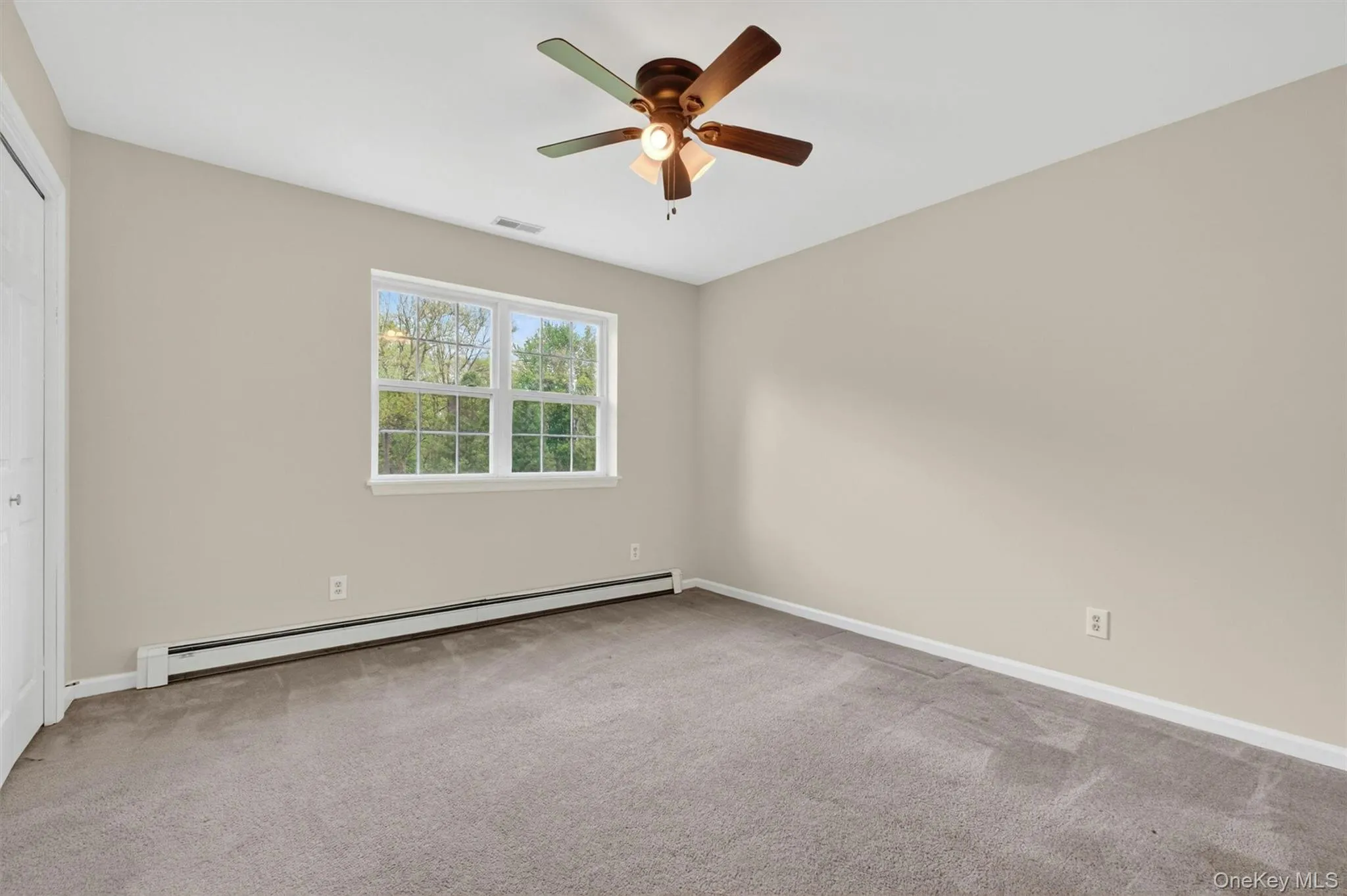 129 Moonlight Drive, East Fishkill, NY, 4 Bedrooms Bedrooms, 10 Rooms Rooms,2 BathroomsBathrooms,Residential,For Rent,Moonlight,0,1001554 129 Moonlight Drive, East Fishkill, NY, 4 Bedrooms Bedrooms, 10 Rooms Rooms,2 BathroomsBathrooms,Residential,For Rent,Moonlight,0,1001554