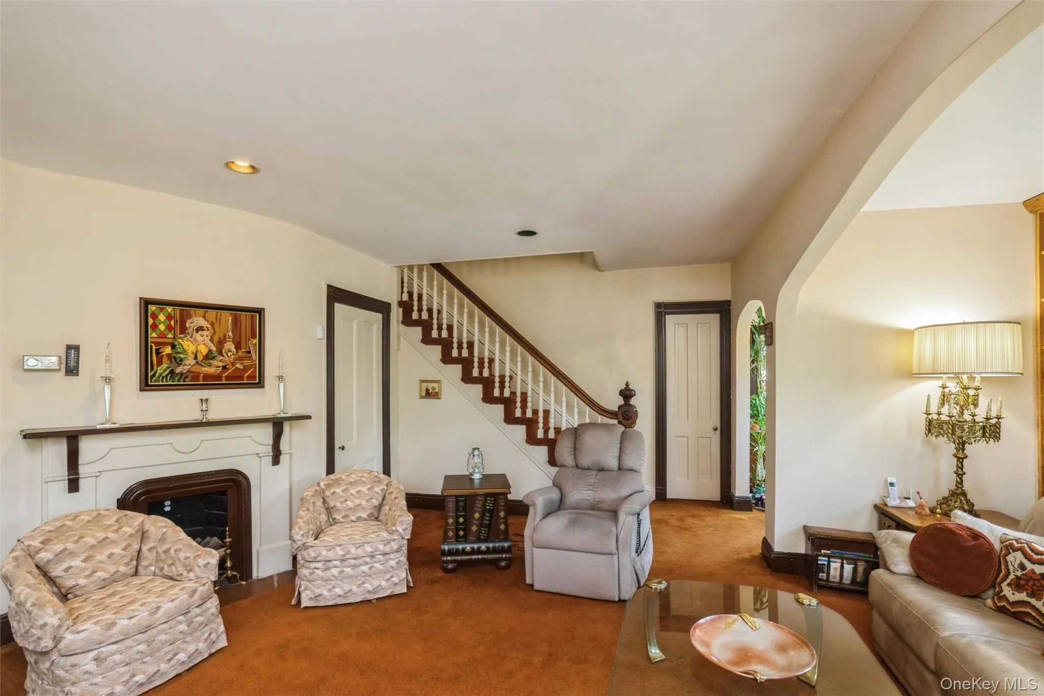 17 Crampton Avenue, North Hempstead, NY, 3 Bedrooms Bedrooms, 10 Rooms Rooms,1 BathroomBathrooms,Residential,For Rent,Crampton,0,1001565 17 Crampton Avenue, North Hempstead, NY, 3 Bedrooms Bedrooms, 10 Rooms Rooms,1 BathroomBathrooms,Residential,For Rent,Crampton,0,1001565