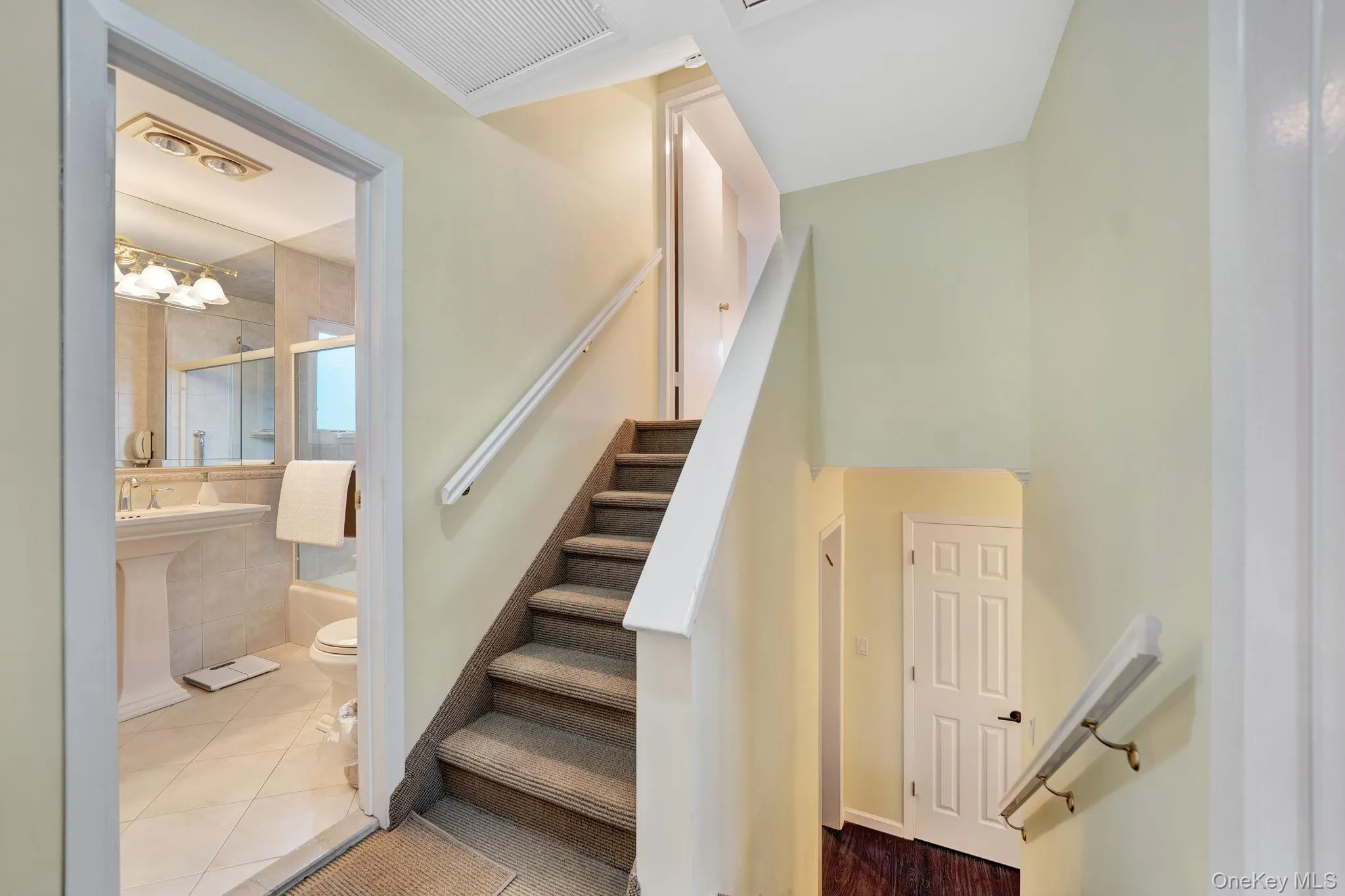321 Waukena Avenue, Hempstead, NY, 3 Bedrooms Bedrooms, 11 Rooms Rooms,2 BathroomsBathrooms,Residential,For Rent,Waukena,0,1001577 321 Waukena Avenue, Hempstead, NY, 3 Bedrooms Bedrooms, 11 Rooms Rooms,2 BathroomsBathrooms,Residential,For Rent,Waukena,0,1001577