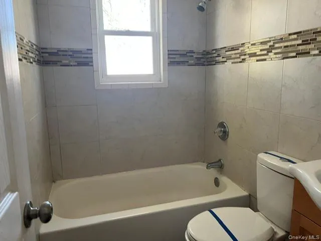216 Manhattan Avenue, Hempstead, NY, 4 Bedrooms Bedrooms, 8 Rooms Rooms,2 BathroomsBathrooms,Residential,For Rent,Manhattan,0,1001584 216 Manhattan Avenue, Hempstead, NY, 4 Bedrooms Bedrooms, 8 Rooms Rooms,2 BathroomsBathrooms,Residential,For Rent,Manhattan,0,1001584