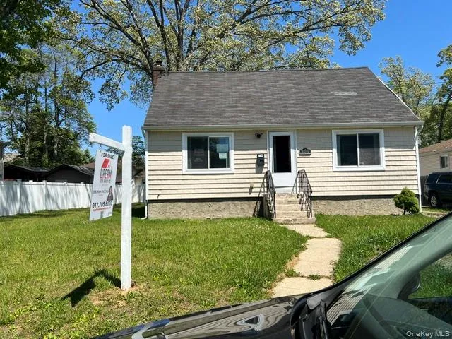 216 Manhattan Avenue, Hempstead, NY, 4 Bedrooms Bedrooms, 8 Rooms Rooms,2 BathroomsBathrooms,Residential,For Rent,Manhattan,0,1001584 216 Manhattan Avenue, Hempstead, NY, 4 Bedrooms Bedrooms, 8 Rooms Rooms,2 BathroomsBathrooms,Residential,For Rent,Manhattan,0,1001584