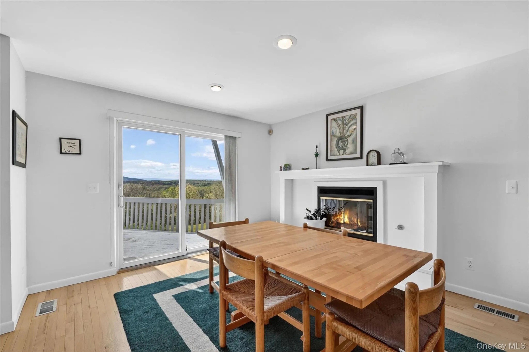 15 Deer Pond Drive, Warwick (town), NY, 4 Bedrooms Bedrooms, 6 Rooms Rooms,3 BathroomsBathrooms,Residential,For Rent,Deer Pond,0,1001590 15 Deer Pond Drive, Warwick (town), NY, 4 Bedrooms Bedrooms, 6 Rooms Rooms,3 BathroomsBathrooms,Residential,For Rent,Deer Pond,0,1001590