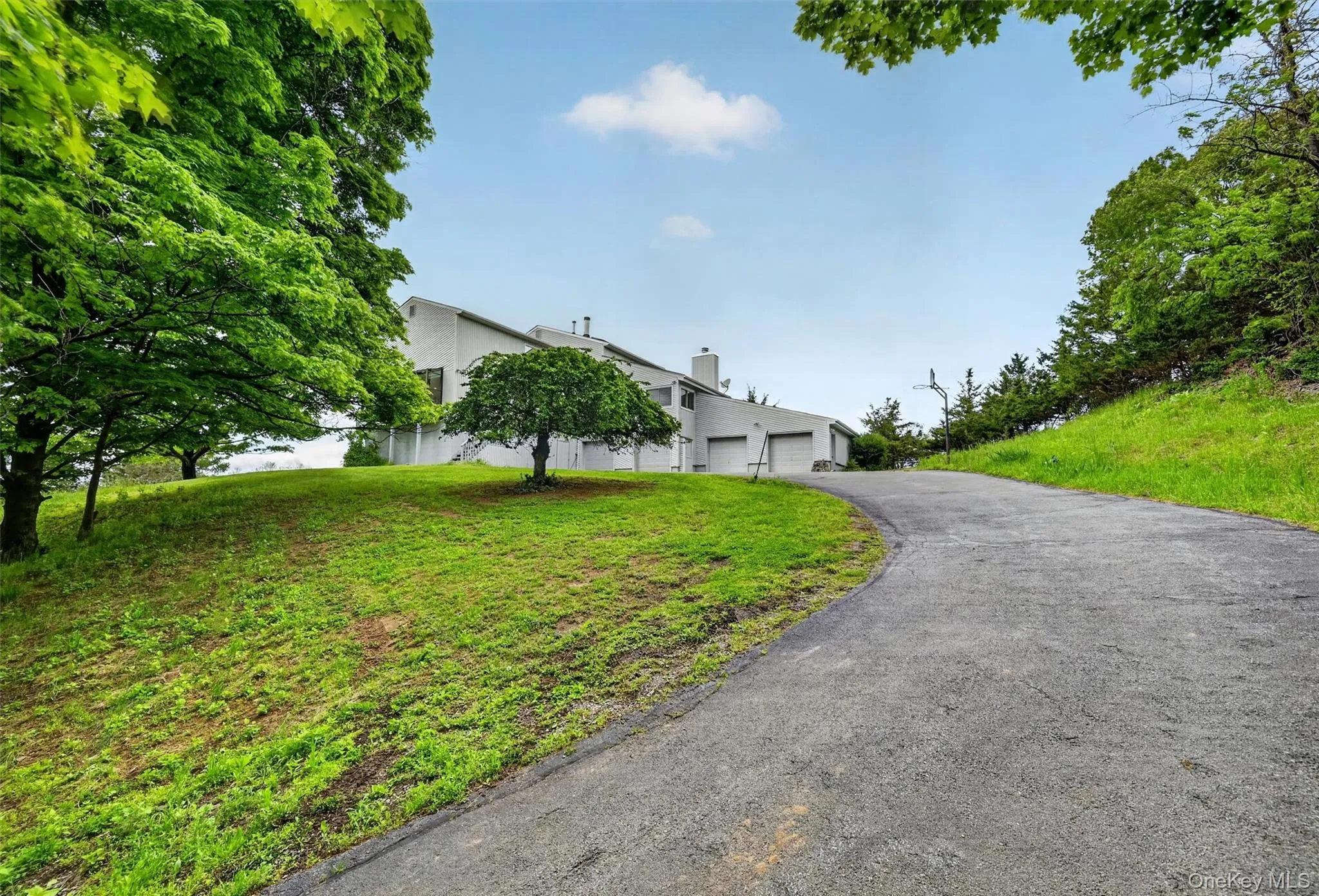 15 Deer Pond Drive, Warwick (town), NY, 4 Bedrooms Bedrooms, 6 Rooms Rooms,3 BathroomsBathrooms,Residential,For Rent,Deer Pond,0,1001590 15 Deer Pond Drive, Warwick (town), NY, 4 Bedrooms Bedrooms, 6 Rooms Rooms,3 BathroomsBathrooms,Residential,For Rent,Deer Pond,0,1001590