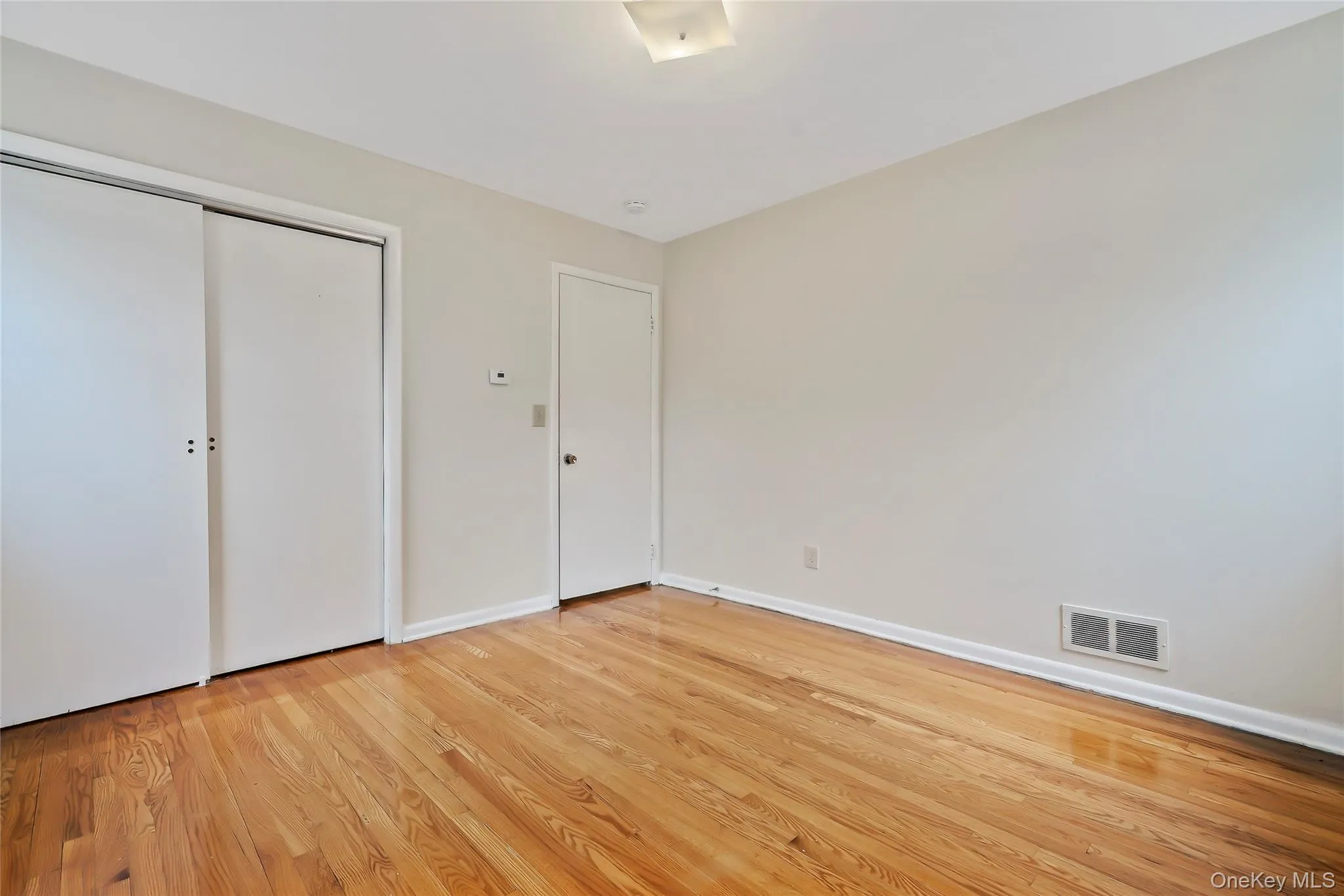 425 First Avenue, Pelham, NY, 2 Bedrooms Bedrooms, 5 Rooms Rooms,1 BathroomBathrooms,Residential Lease,For Rent,First,0,1001591 425 First Avenue, Pelham, NY, 2 Bedrooms Bedrooms, 5 Rooms Rooms,1 BathroomBathrooms,Residential Lease,For Rent,First,0,1001591