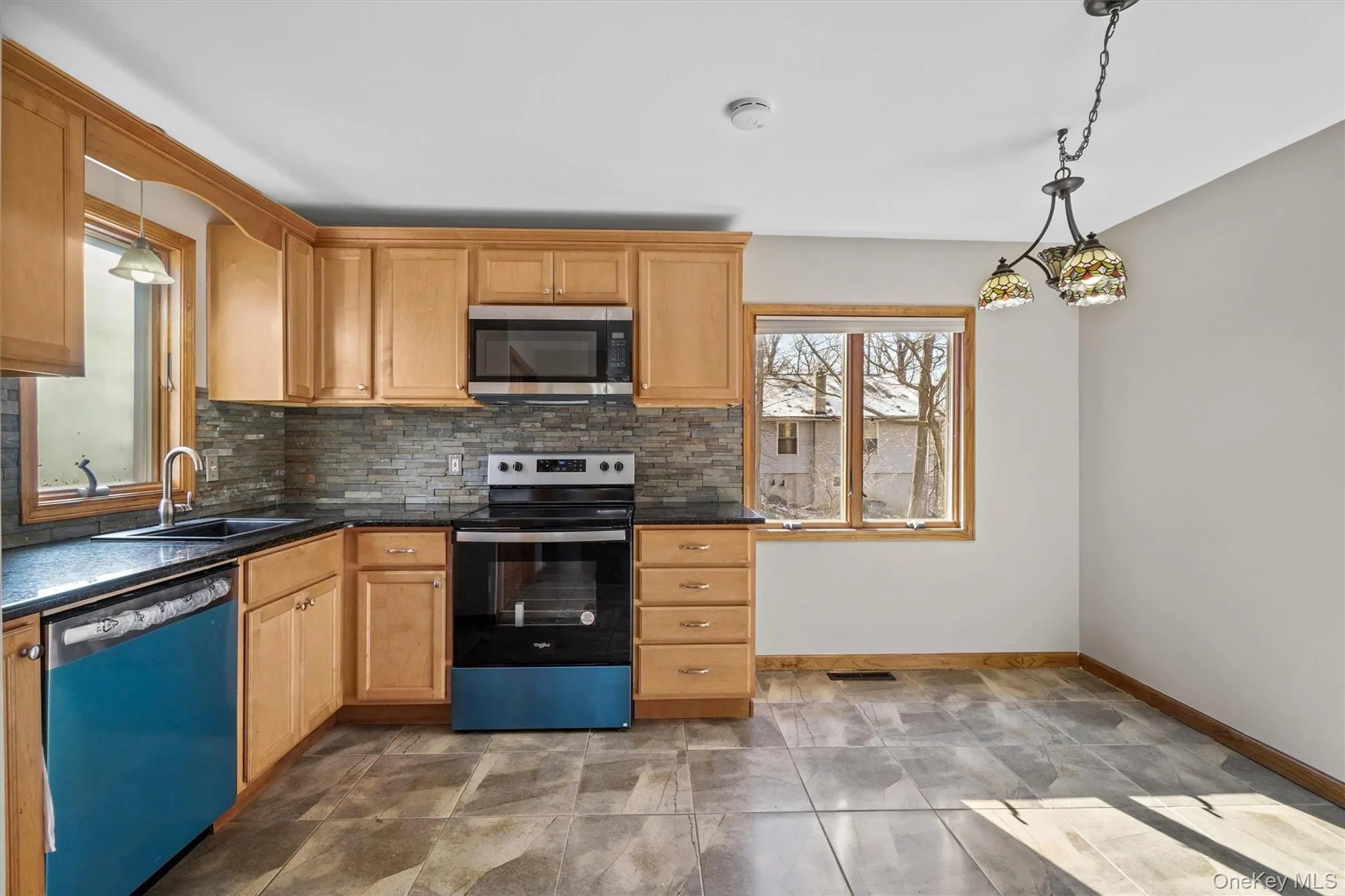 31 Paradise Hill, Cornwall, NY, 2 Bedrooms Bedrooms, 5 Rooms Rooms,1 BathroomBathrooms,Residential,For Rent,Paradise,0,1001595 31 Paradise Hill, Cornwall, NY, 2 Bedrooms Bedrooms, 5 Rooms Rooms,1 BathroomBathrooms,Residential,For Rent,Paradise,0,1001595
