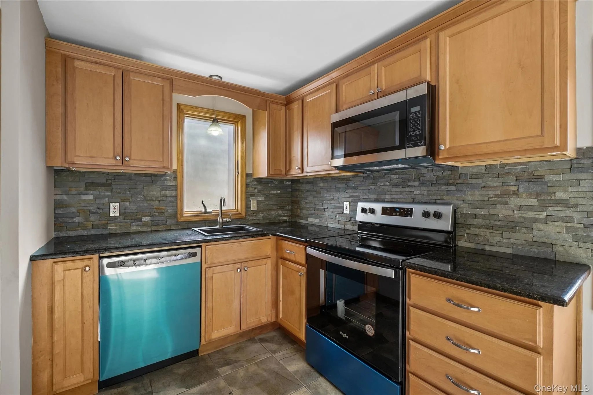 31 Paradise Hill, Cornwall, NY, 2 Bedrooms Bedrooms, 5 Rooms Rooms,1 BathroomBathrooms,Residential,For Rent,Paradise,0,1001595 31 Paradise Hill, Cornwall, NY, 2 Bedrooms Bedrooms, 5 Rooms Rooms,1 BathroomBathrooms,Residential,For Rent,Paradise,0,1001595