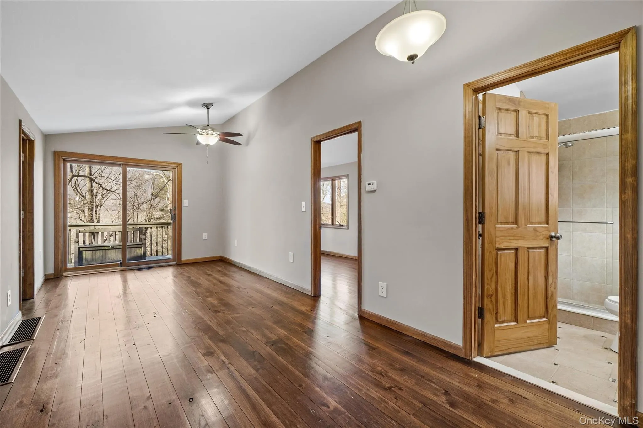31 Paradise Hill, Cornwall, NY, 2 Bedrooms Bedrooms, 5 Rooms Rooms,1 BathroomBathrooms,Residential,For Rent,Paradise,0,1001595 31 Paradise Hill, Cornwall, NY, 2 Bedrooms Bedrooms, 5 Rooms Rooms,1 BathroomBathrooms,Residential,For Rent,Paradise,0,1001595