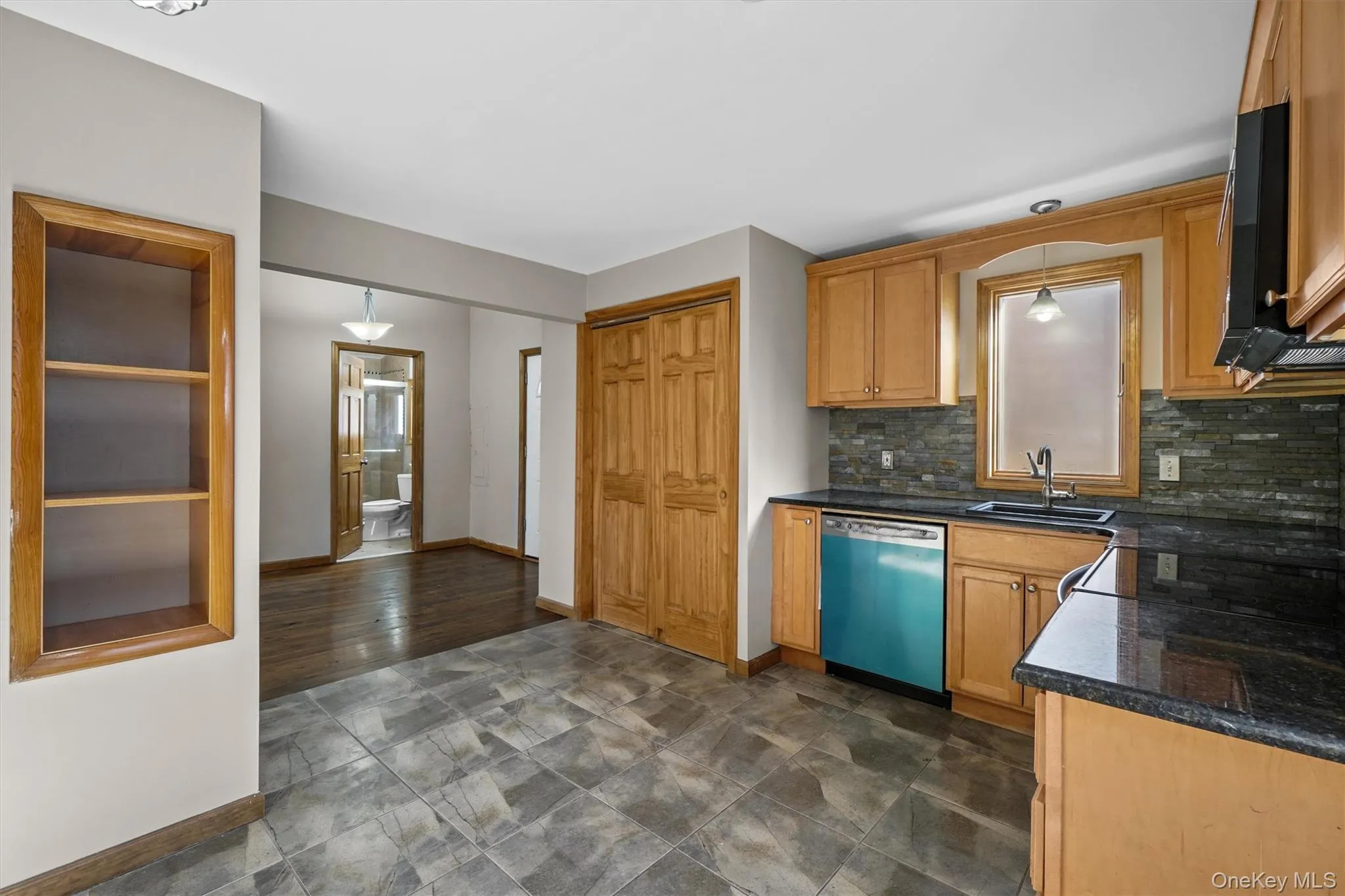 31 Paradise Hill, Cornwall, NY, 2 Bedrooms Bedrooms, 5 Rooms Rooms,1 BathroomBathrooms,Residential,For Rent,Paradise,0,1001595 31 Paradise Hill, Cornwall, NY, 2 Bedrooms Bedrooms, 5 Rooms Rooms,1 BathroomBathrooms,Residential,For Rent,Paradise,0,1001595