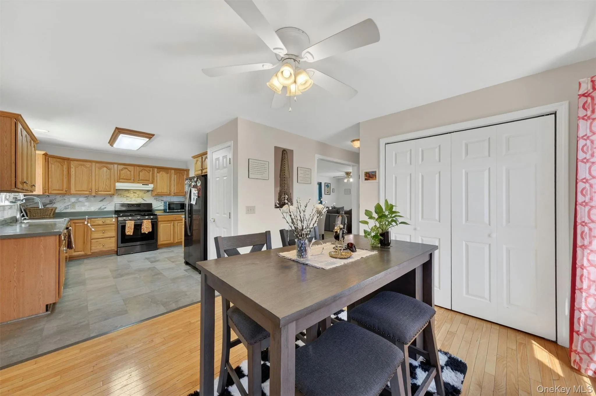 7 North Street, Wappinger, NY, 3 Bedrooms Bedrooms, 7 Rooms Rooms,2 BathroomsBathrooms,Residential,For Rent,North,0,1001598 7 North Street, Wappinger, NY, 3 Bedrooms Bedrooms, 7 Rooms Rooms,2 BathroomsBathrooms,Residential,For Rent,North,0,1001598