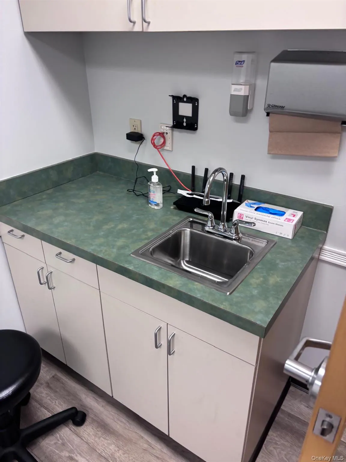 390 Crystal Run Road, Middletown, NY, ,Commercial Lease,For Rent,Crystal Run,0,1001599 390 Crystal Run Road, Middletown, NY, ,Commercial Lease,For Rent,Crystal Run,0,1001599