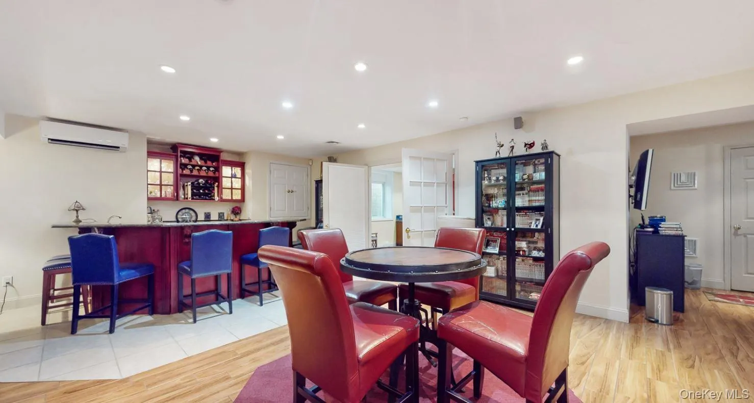 17 Tappanwood Drive, Oyster Bay, NY, 5 Bedrooms Bedrooms, 10 Rooms Rooms,4 BathroomsBathrooms,Residential,For Rent,Tappanwood,0,1001603 17 Tappanwood Drive, Oyster Bay, NY, 5 Bedrooms Bedrooms, 10 Rooms Rooms,4 BathroomsBathrooms,Residential,For Rent,Tappanwood,0,1001603