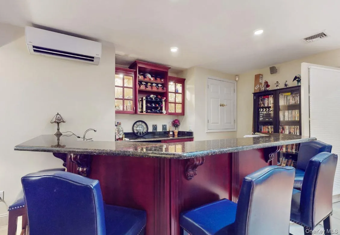 17 Tappanwood Drive, Oyster Bay, NY, 5 Bedrooms Bedrooms, 10 Rooms Rooms,4 BathroomsBathrooms,Residential,For Rent,Tappanwood,0,1001603 17 Tappanwood Drive, Oyster Bay, NY, 5 Bedrooms Bedrooms, 10 Rooms Rooms,4 BathroomsBathrooms,Residential,For Rent,Tappanwood,0,1001603