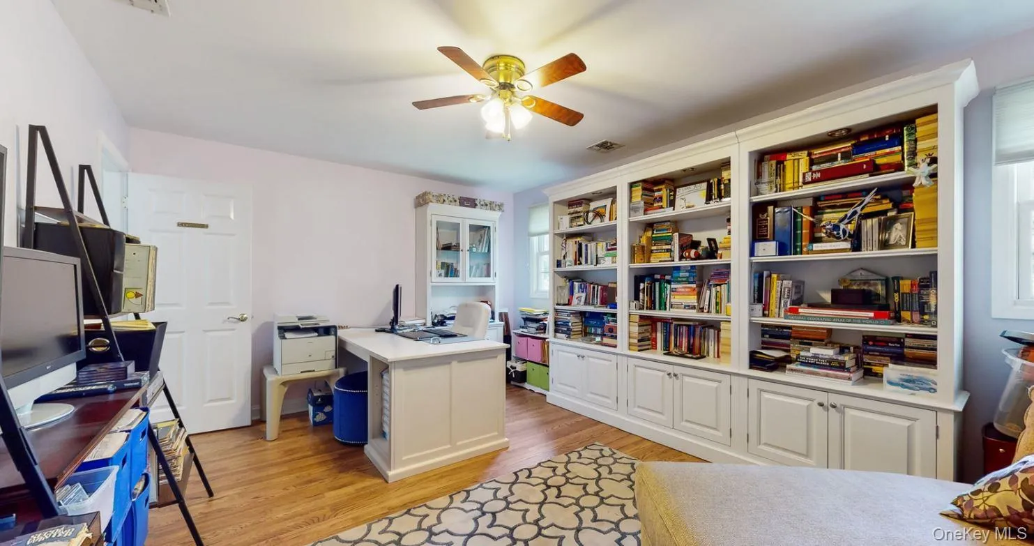 17 Tappanwood Drive, Oyster Bay, NY, 5 Bedrooms Bedrooms, 10 Rooms Rooms,4 BathroomsBathrooms,Residential,For Rent,Tappanwood,0,1001603 17 Tappanwood Drive, Oyster Bay, NY, 5 Bedrooms Bedrooms, 10 Rooms Rooms,4 BathroomsBathrooms,Residential,For Rent,Tappanwood,0,1001603