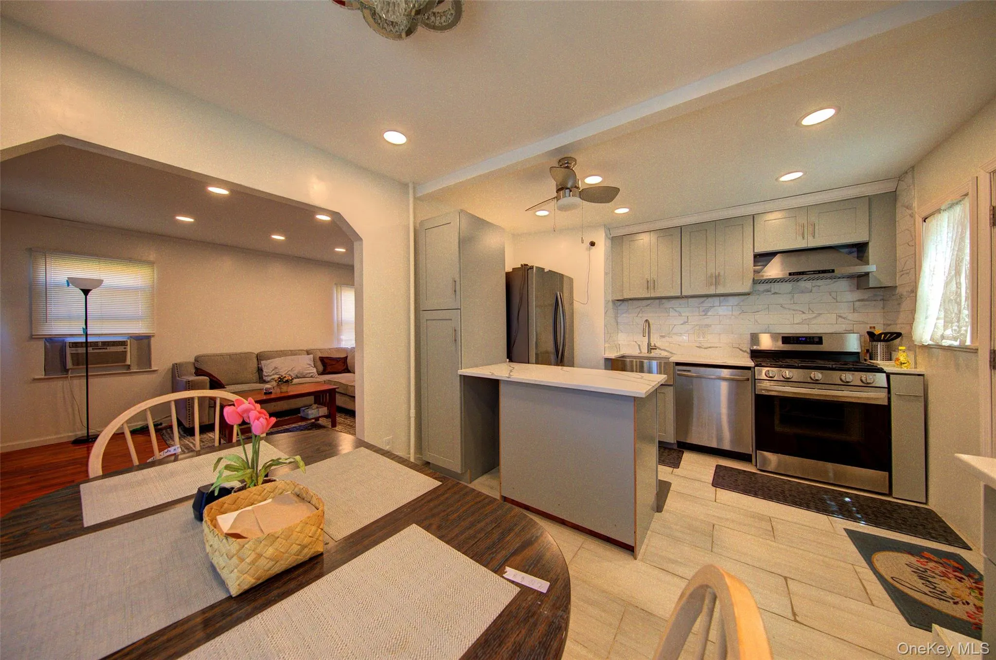 80-11 260th Street, New York, NY, 4 Bedrooms Bedrooms, 8 Rooms Rooms,1 BathroomBathrooms,Residential,For Rent,260th,0,1001607 80-11 260th Street, New York, NY, 4 Bedrooms Bedrooms, 8 Rooms Rooms,1 BathroomBathrooms,Residential,For Rent,260th,0,1001607