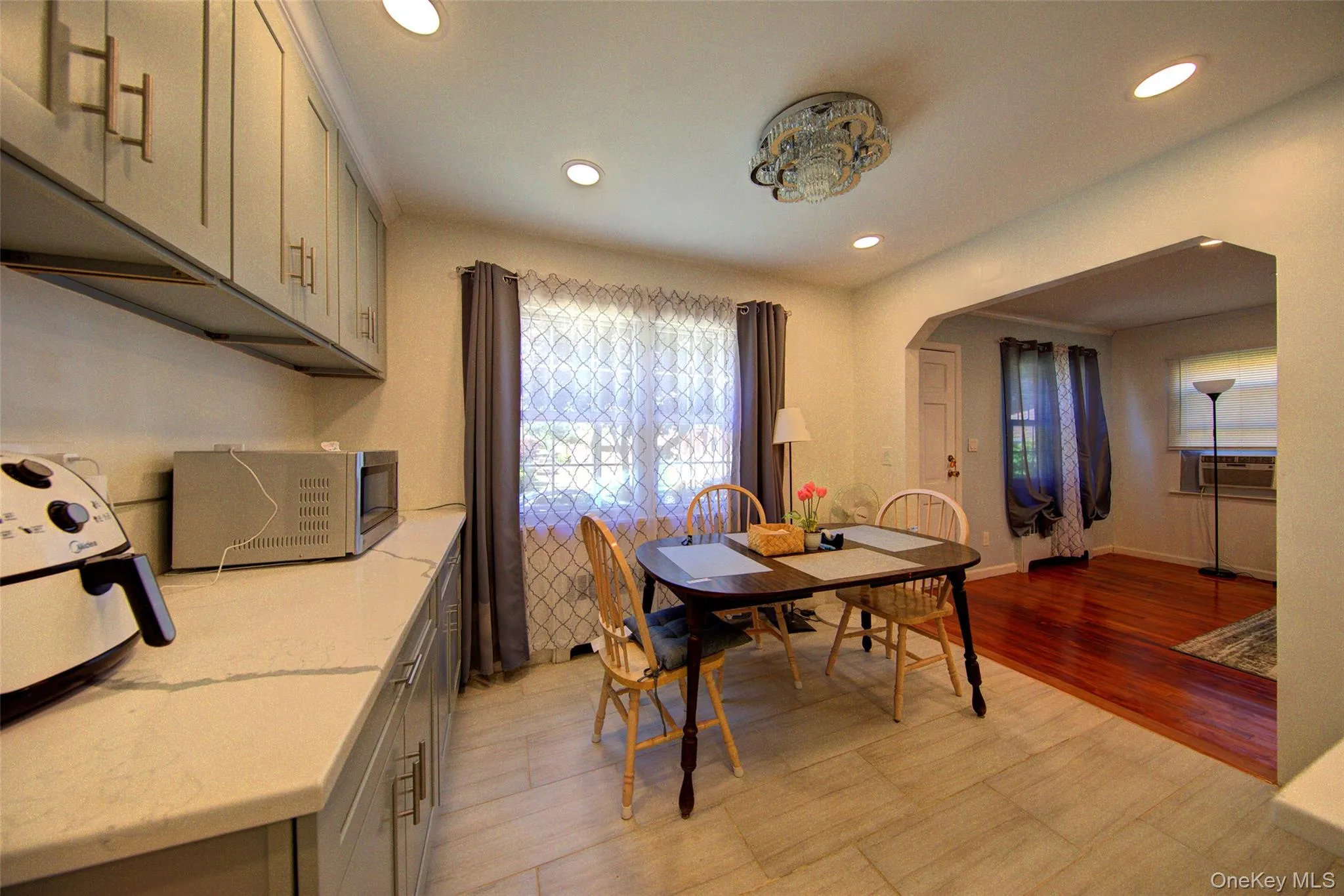 80-11 260th Street, New York, NY, 4 Bedrooms Bedrooms, 8 Rooms Rooms,1 BathroomBathrooms,Residential,For Rent,260th,0,1001607 80-11 260th Street, New York, NY, 4 Bedrooms Bedrooms, 8 Rooms Rooms,1 BathroomBathrooms,Residential,For Rent,260th,0,1001607