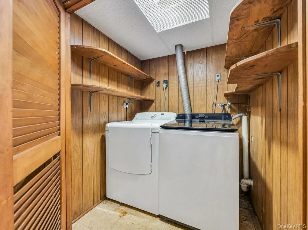 190 Sylvester Street, Hempstead, NY, 4 Bedrooms Bedrooms, 7 Rooms Rooms,2 BathroomsBathrooms,Residential,For Rent,Sylvester,0,1001608 190 Sylvester Street, Hempstead, NY, 4 Bedrooms Bedrooms, 7 Rooms Rooms,2 BathroomsBathrooms,Residential,For Rent,Sylvester,0,1001608