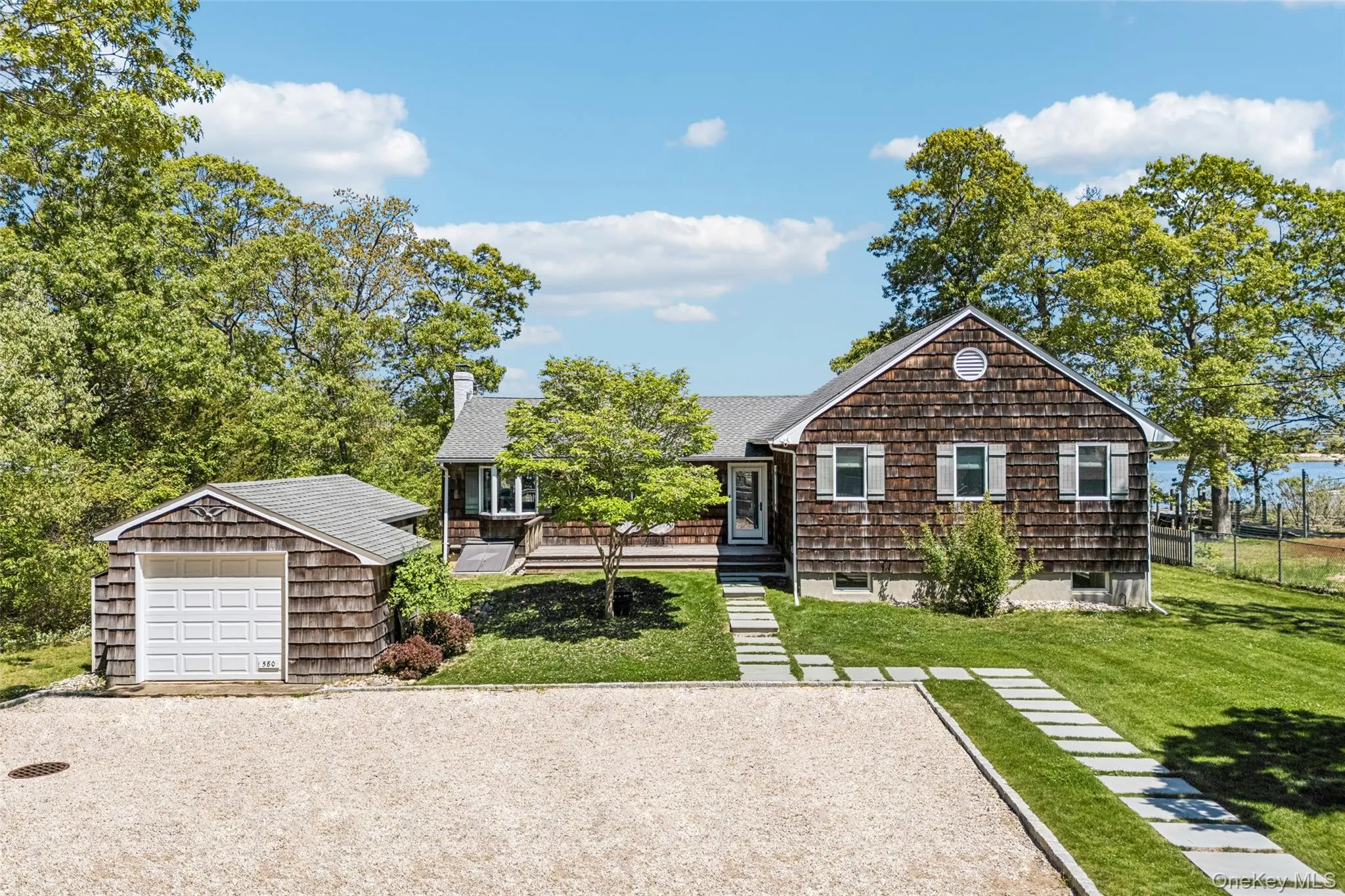 580 Broadwaters Road, Southold, NY, 4 Bedrooms Bedrooms, 12 Rooms Rooms,3 BathroomsBathrooms,Residential,For Rent,Broadwaters,0,1001609 580 Broadwaters Road, Southold, NY, 4 Bedrooms Bedrooms, 12 Rooms Rooms,3 BathroomsBathrooms,Residential,For Rent,Broadwaters,0,1001609