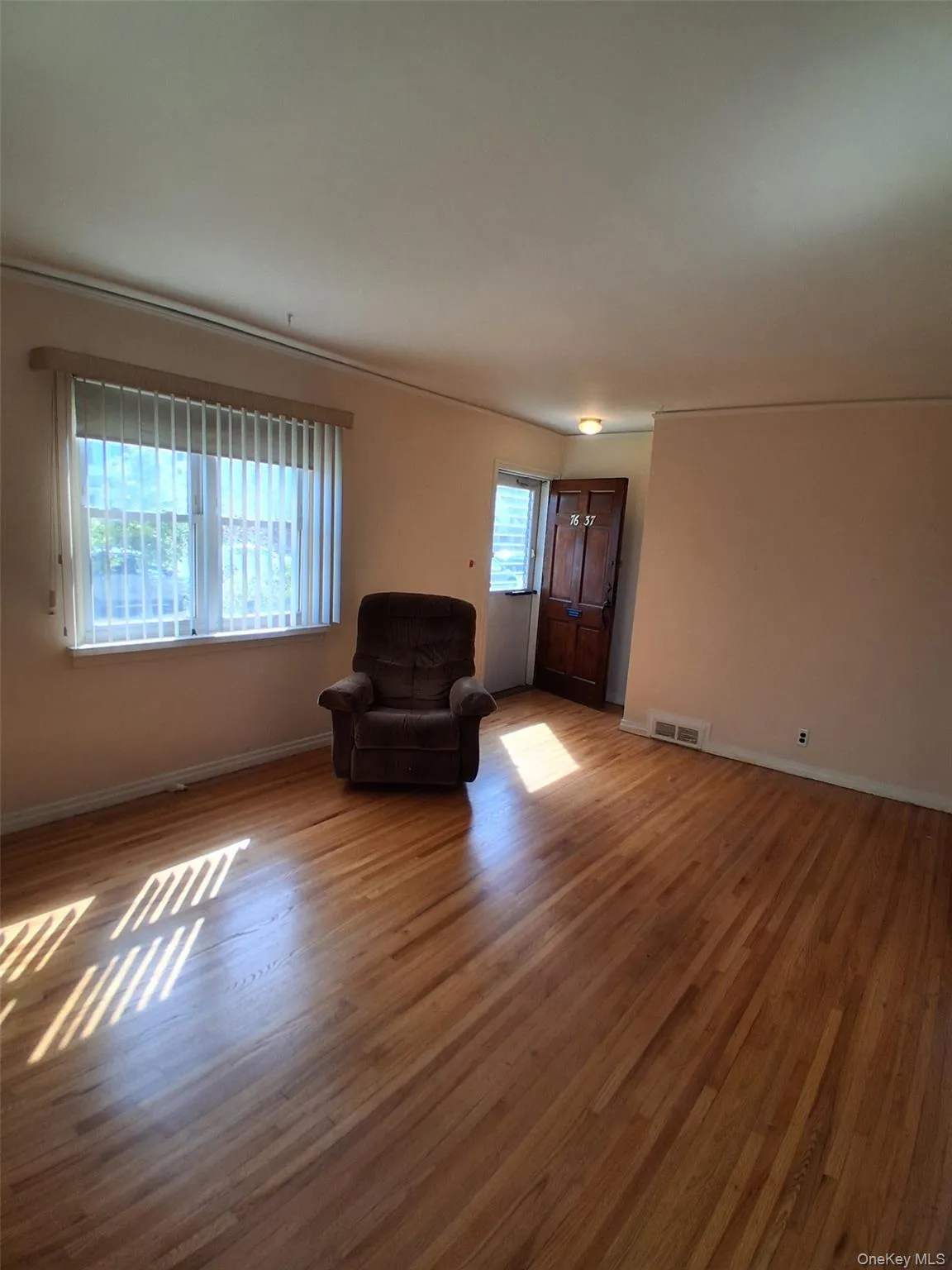 76-37 271st Street, New York, NY, 3 Bedrooms Bedrooms, 6 Rooms Rooms,1 BathroomBathrooms,Residential,For Rent,271st,0,1001613 76-37 271st Street, New York, NY, 3 Bedrooms Bedrooms, 6 Rooms Rooms,1 BathroomBathrooms,Residential,For Rent,271st,0,1001613