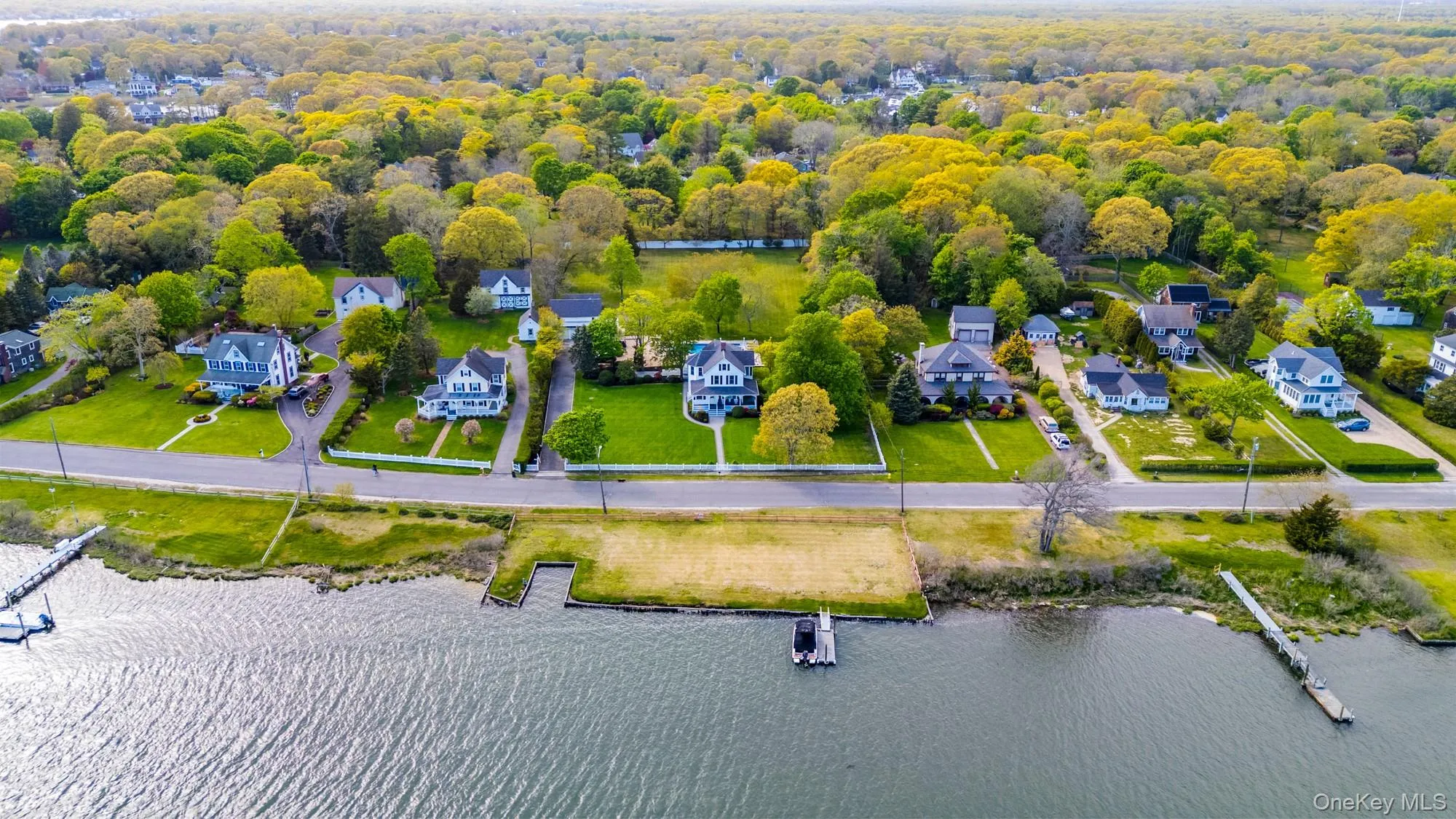 96 Lake Avenue, Brookhaven, NY, 3 Bedrooms Bedrooms, 14 Rooms Rooms,3 BathroomsBathrooms,Residential Lease,For Rent,Lake,0,1001614 96 Lake Avenue, Brookhaven, NY, 3 Bedrooms Bedrooms, 14 Rooms Rooms,3 BathroomsBathrooms,Residential Lease,For Rent,Lake,0,1001614