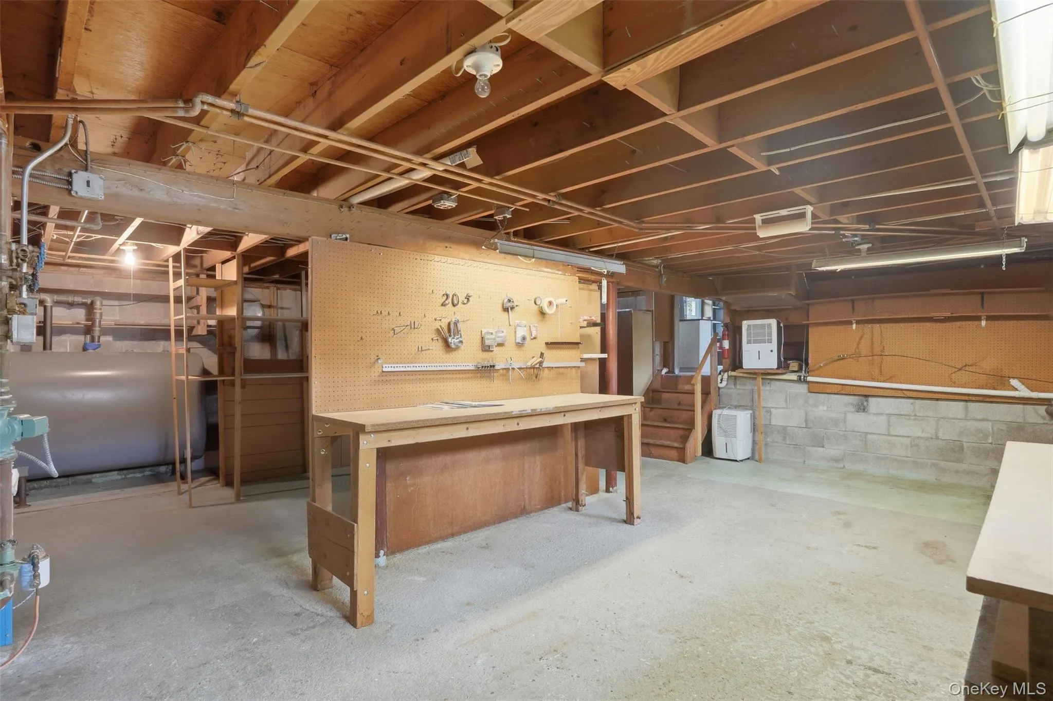 205 East Drive, Hurley, NY, 3 Bedrooms Bedrooms, 10 Rooms Rooms,2 BathroomsBathrooms,Residential,For Rent,East,0,1001630 205 East Drive, Hurley, NY, 3 Bedrooms Bedrooms, 10 Rooms Rooms,2 BathroomsBathrooms,Residential,For Rent,East,0,1001630