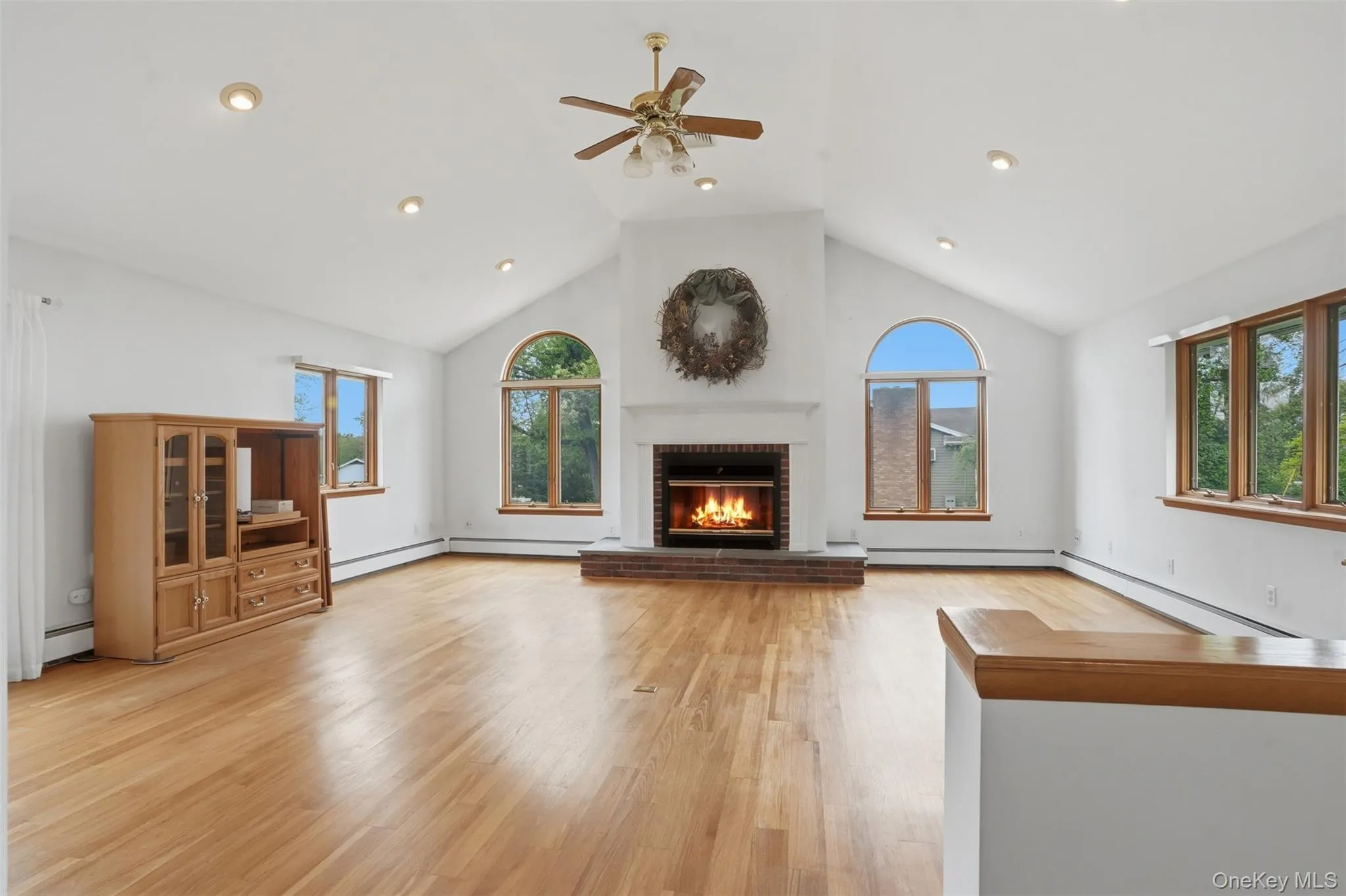205 East Drive, Hurley, NY, 3 Bedrooms Bedrooms, 10 Rooms Rooms,2 BathroomsBathrooms,Residential,For Rent,East,0,1001630 205 East Drive, Hurley, NY, 3 Bedrooms Bedrooms, 10 Rooms Rooms,2 BathroomsBathrooms,Residential,For Rent,East,0,1001630
