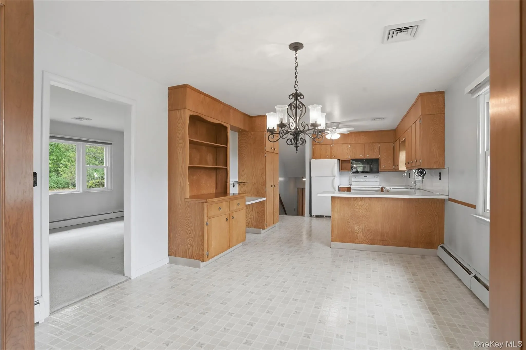 205 East Drive, Hurley, NY, 3 Bedrooms Bedrooms, 10 Rooms Rooms,2 BathroomsBathrooms,Residential,For Rent,East,0,1001630 205 East Drive, Hurley, NY, 3 Bedrooms Bedrooms, 10 Rooms Rooms,2 BathroomsBathrooms,Residential,For Rent,East,0,1001630