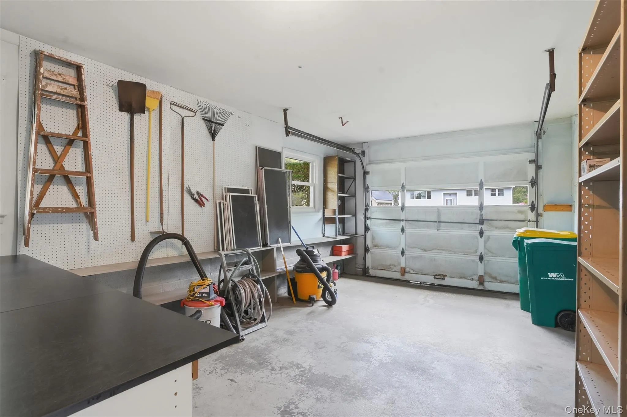 205 East Drive, Hurley, NY, 3 Bedrooms Bedrooms, 10 Rooms Rooms,2 BathroomsBathrooms,Residential,For Rent,East,0,1001630 205 East Drive, Hurley, NY, 3 Bedrooms Bedrooms, 10 Rooms Rooms,2 BathroomsBathrooms,Residential,For Rent,East,0,1001630