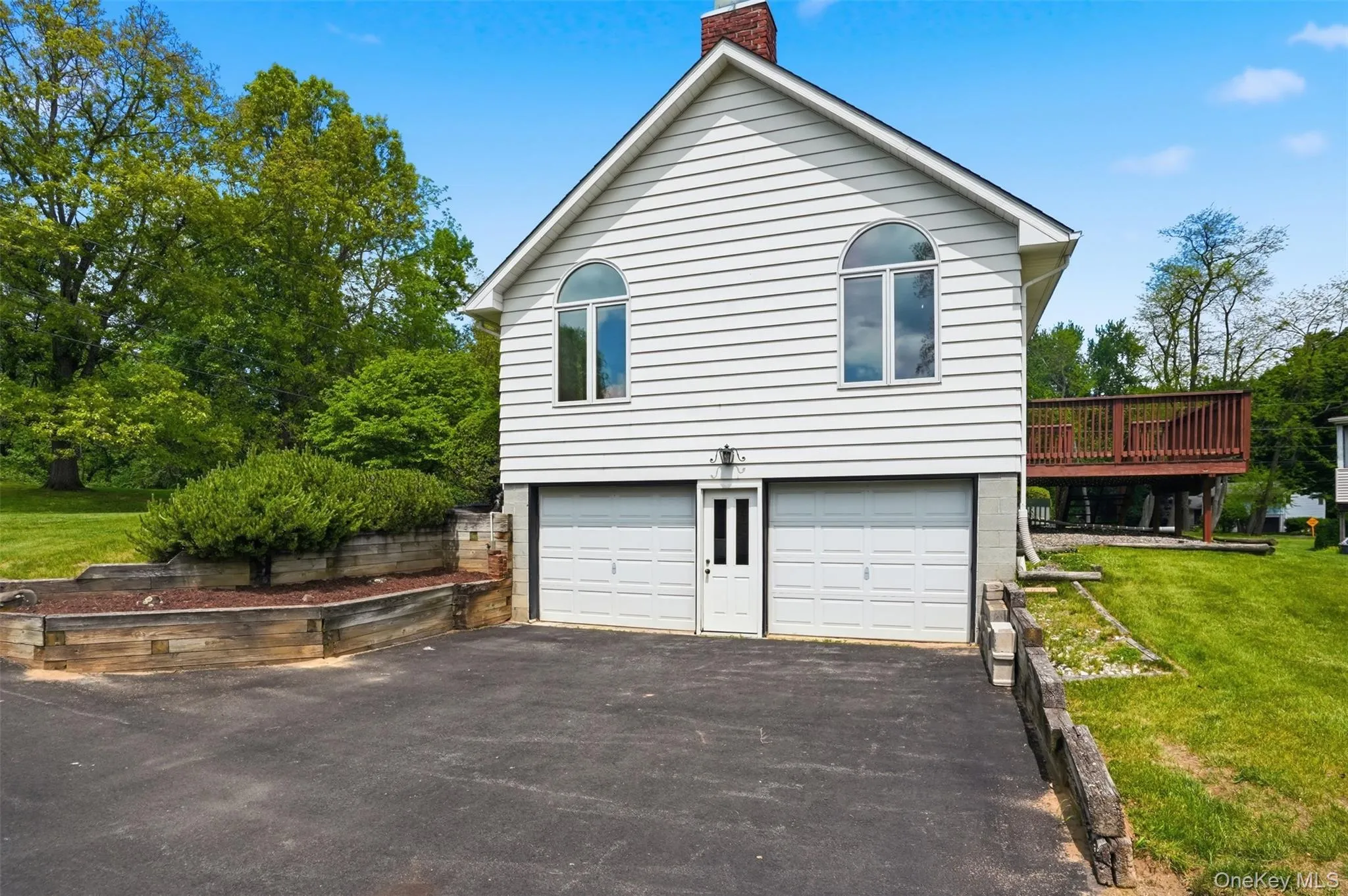 205 East Drive, Hurley, NY, 3 Bedrooms Bedrooms, 10 Rooms Rooms,2 BathroomsBathrooms,Residential,For Rent,East,0,1001630 205 East Drive, Hurley, NY, 3 Bedrooms Bedrooms, 10 Rooms Rooms,2 BathroomsBathrooms,Residential,For Rent,East,0,1001630