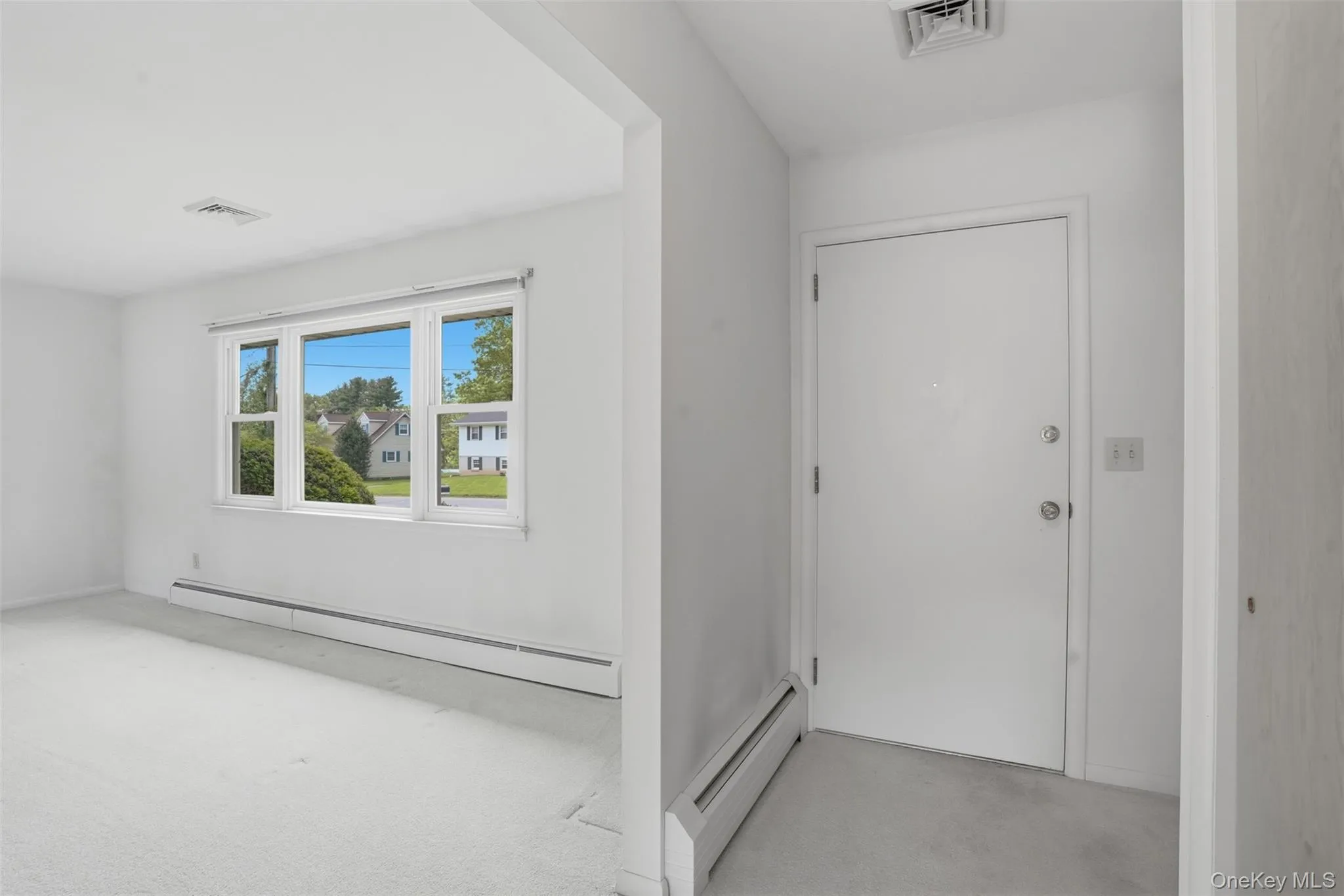 205 East Drive, Hurley, NY, 3 Bedrooms Bedrooms, 10 Rooms Rooms,2 BathroomsBathrooms,Residential,For Rent,East,0,1001630 205 East Drive, Hurley, NY, 3 Bedrooms Bedrooms, 10 Rooms Rooms,2 BathroomsBathrooms,Residential,For Rent,East,0,1001630