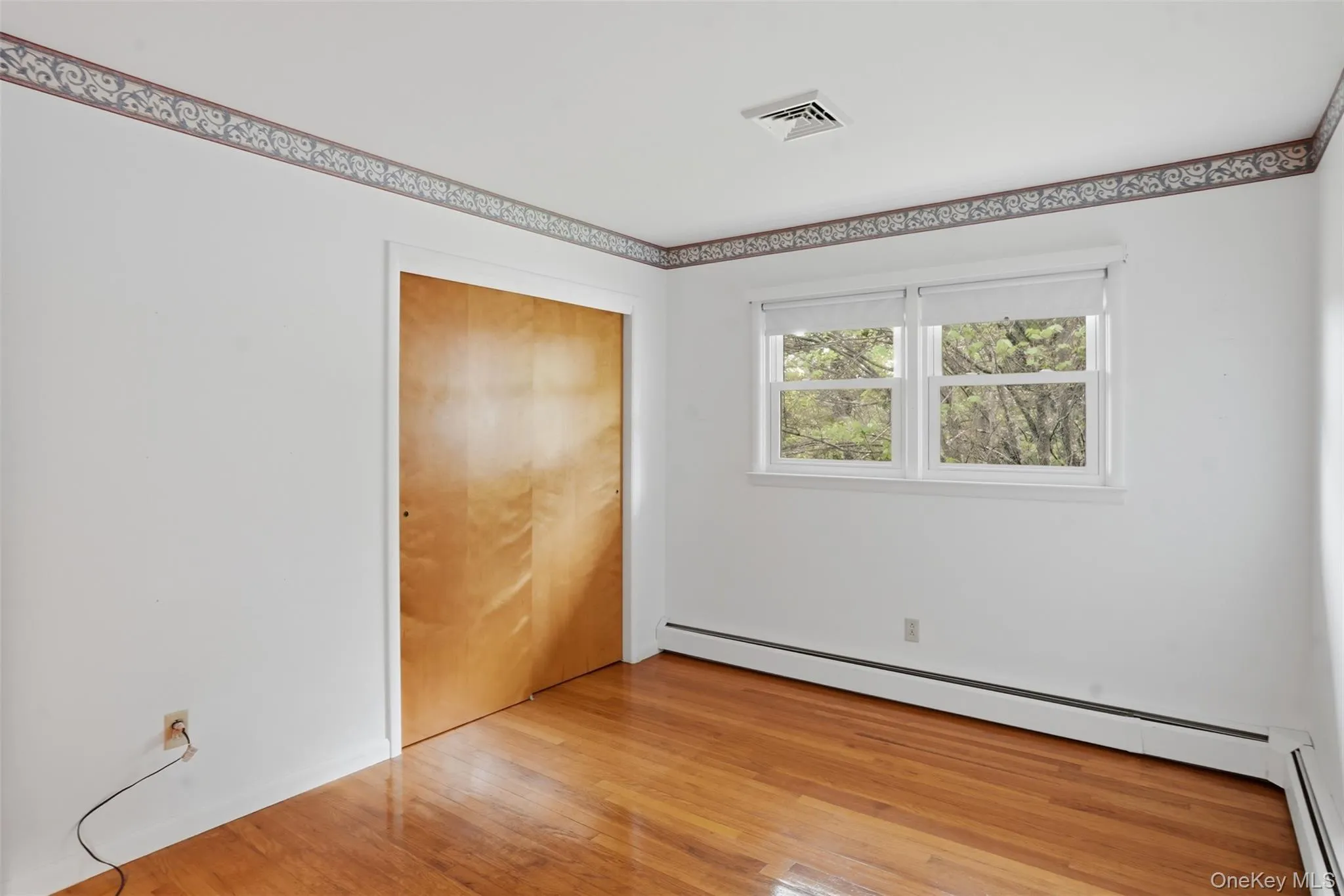 205 East Drive, Hurley, NY, 3 Bedrooms Bedrooms, 10 Rooms Rooms,2 BathroomsBathrooms,Residential,For Rent,East,0,1001630 205 East Drive, Hurley, NY, 3 Bedrooms Bedrooms, 10 Rooms Rooms,2 BathroomsBathrooms,Residential,For Rent,East,0,1001630