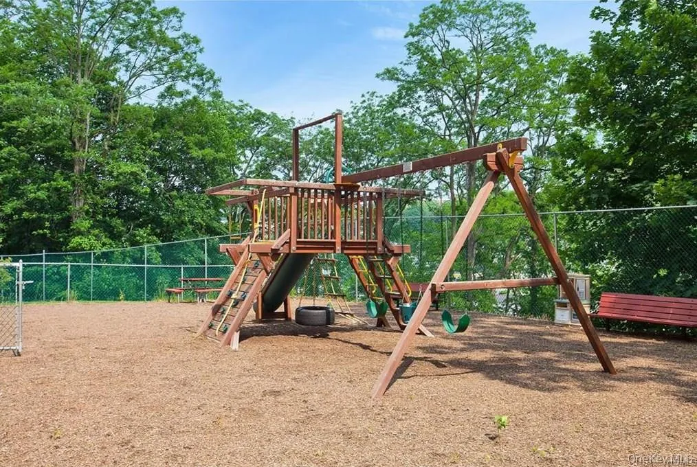500 High Point Drive, Greenburgh, NY, 1 Bedroom Bedrooms, 3 Rooms Rooms,1 BathroomBathrooms,Residential,For Rent,High Point,0,1001631 500 High Point Drive, Greenburgh, NY, 1 Bedroom Bedrooms, 3 Rooms Rooms,1 BathroomBathrooms,Residential,For Rent,High Point,0,1001631