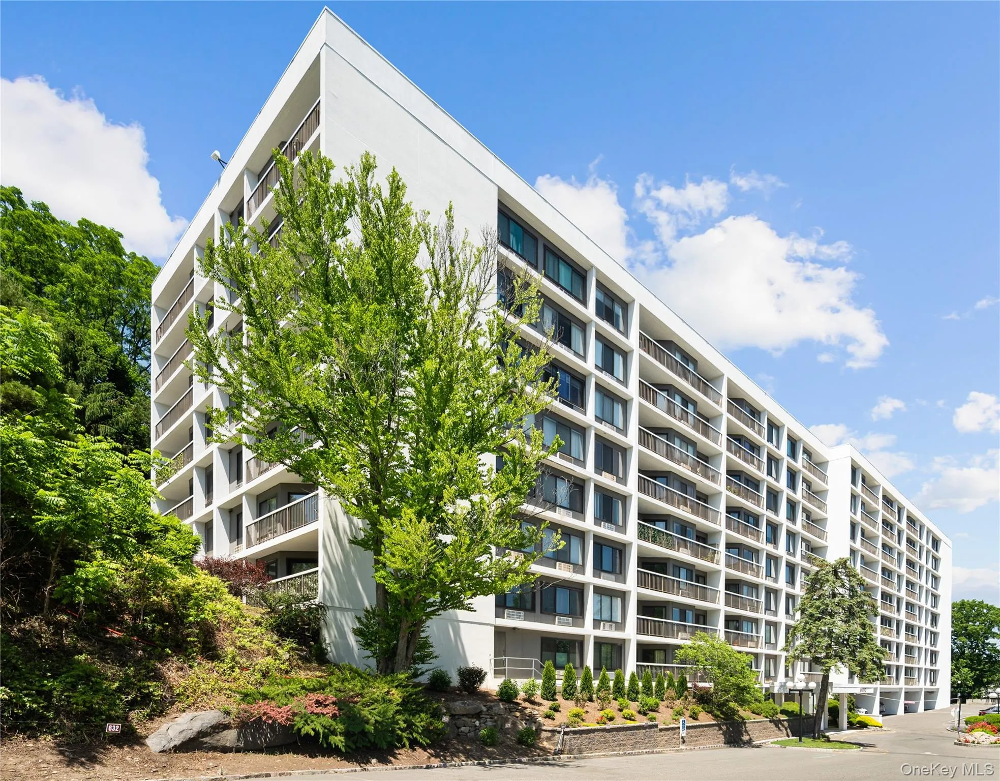 500 High Point Drive, Greenburgh, NY, 1 Bedroom Bedrooms, 3 Rooms Rooms,1 BathroomBathrooms,Residential,For Rent,High Point,0,1001631 500 High Point Drive, Greenburgh, NY, 1 Bedroom Bedrooms, 3 Rooms Rooms,1 BathroomBathrooms,Residential,For Rent,High Point,0,1001631