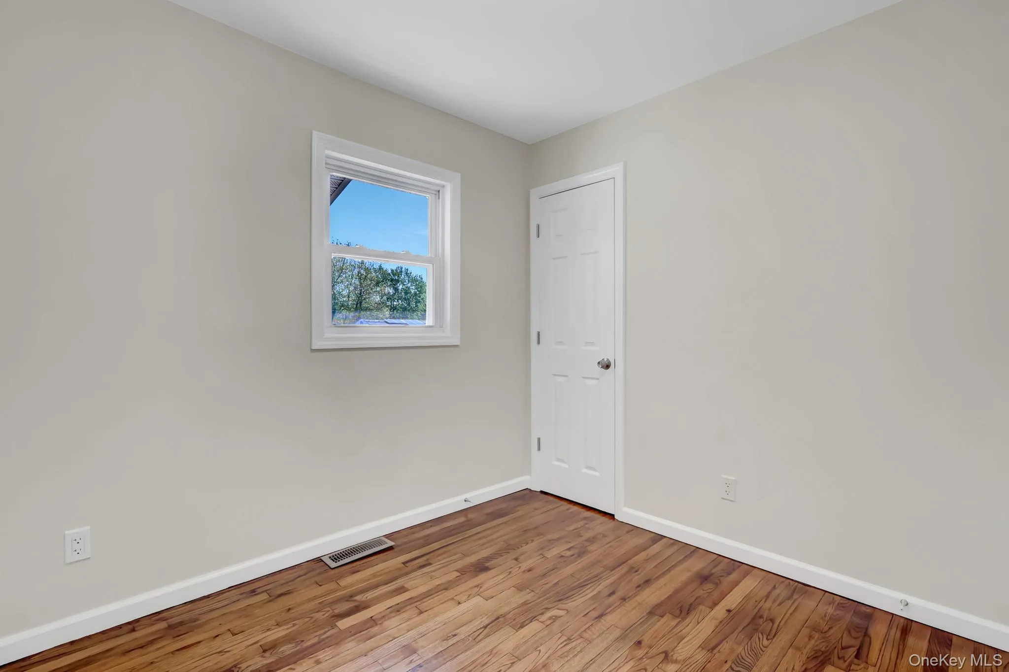 3107 Gull Avenue, Brookhaven, NY, 3 Bedrooms Bedrooms, 6 Rooms Rooms,1 BathroomBathrooms,Residential Lease,For Rent,Gull,0,1001634 3107 Gull Avenue, Brookhaven, NY, 3 Bedrooms Bedrooms, 6 Rooms Rooms,1 BathroomBathrooms,Residential Lease,For Rent,Gull,0,1001634