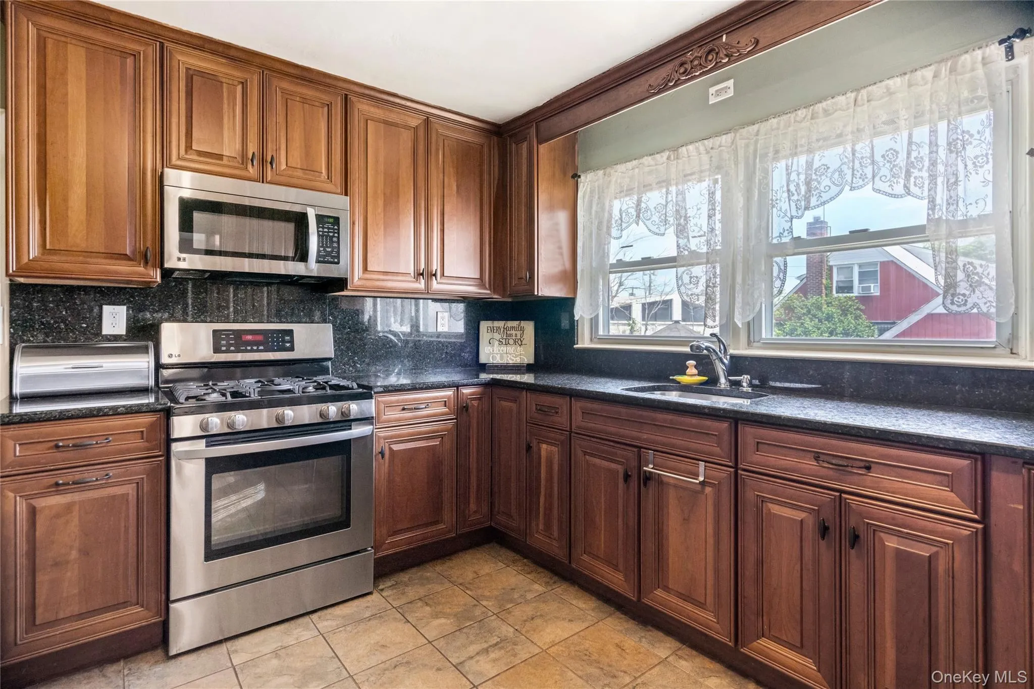11701 237th Street, Hempstead, NY, 4 Bedrooms Bedrooms, 9 Rooms Rooms,2 BathroomsBathrooms,Residential,For Rent,237th,0,1001636 11701 237th Street, Hempstead, NY, 4 Bedrooms Bedrooms, 9 Rooms Rooms,2 BathroomsBathrooms,Residential,For Rent,237th,0,1001636