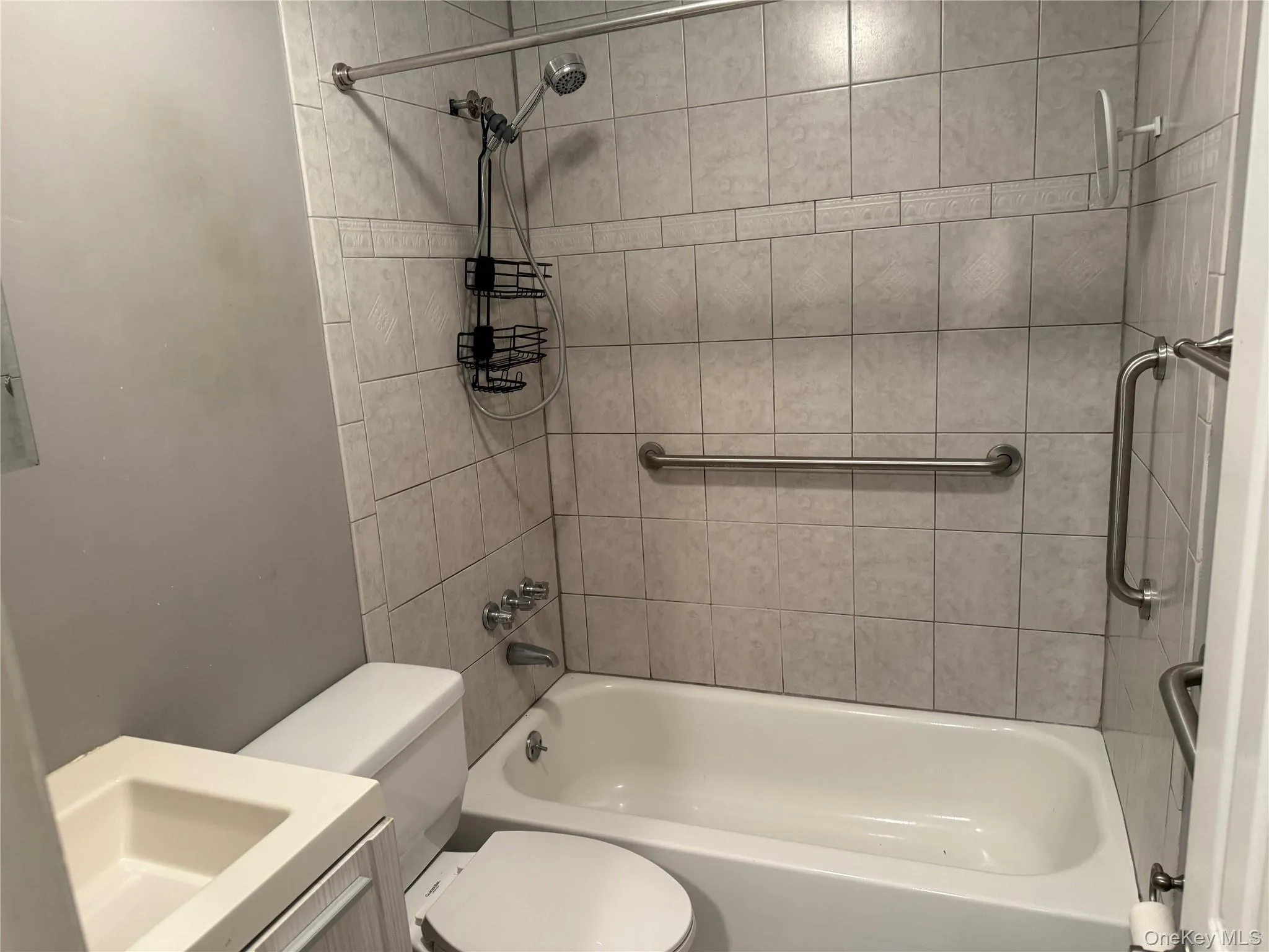 5 Laramie court, Brookhaven, NY, 1 Bedroom Bedrooms, 4 Rooms Rooms,1 BathroomBathrooms,Residential Lease,For Rent,Laramie court,0,1001642 5 Laramie court, Brookhaven, NY, 1 Bedroom Bedrooms, 4 Rooms Rooms,1 BathroomBathrooms,Residential Lease,For Rent,Laramie court,0,1001642